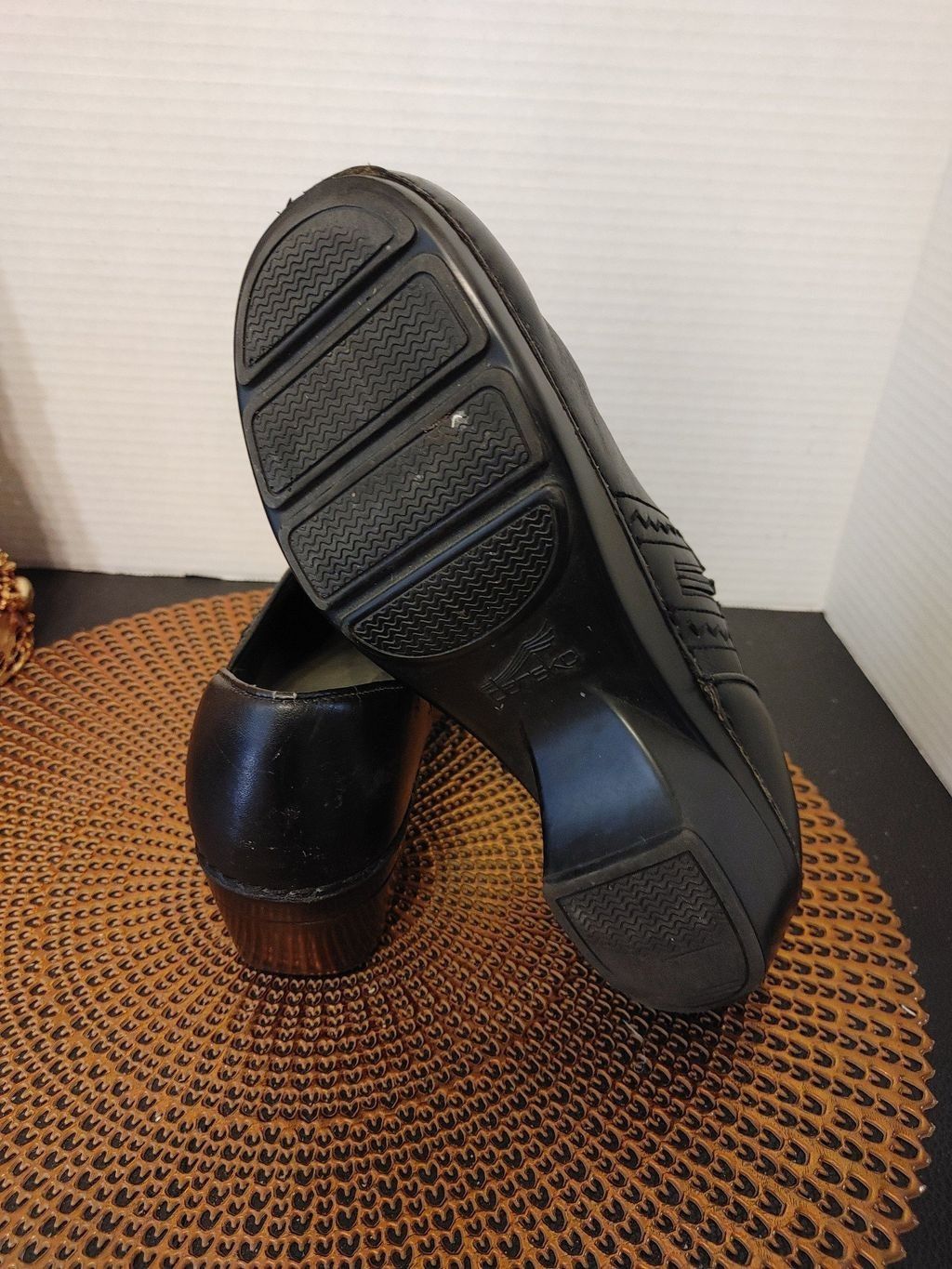 Dansko Dansko Professionals Size 40 Size US 9.5 / IT 39.5 - 6 Thumbnail