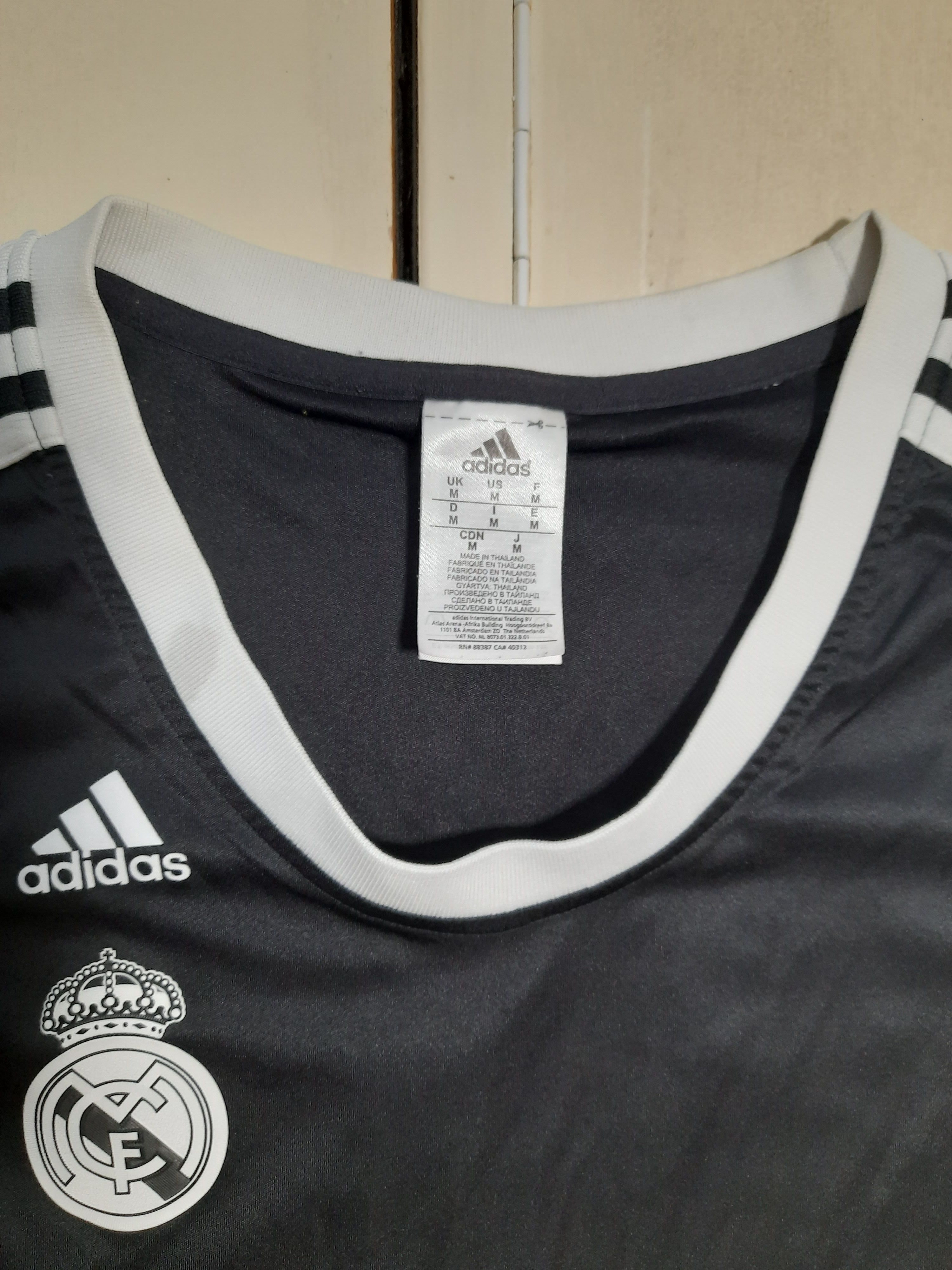 Other Real Madrid Basketball Jersey 2014 Size US M / EU 48-50 / 2 - 9 Thumbnail