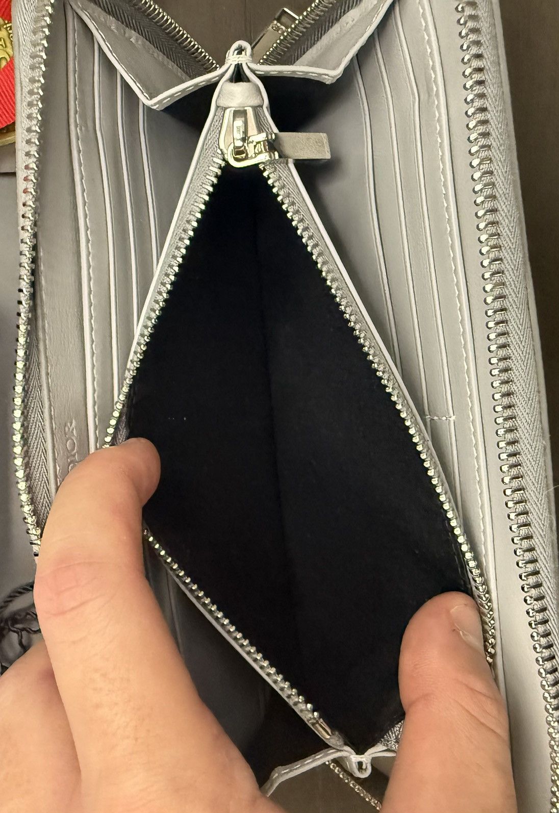 Dior CHRISTIAN DIOR GRAY CD DIAMOND CANVAS ZIPPED LONG WALLET Size ONE SIZE - 8 Thumbnail