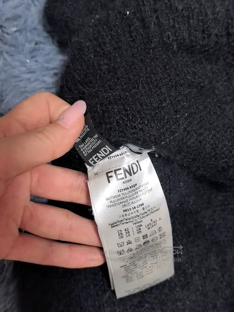 Fendi Fendi Knit sweater with large logo embroidery on the chest Size S / US 4 / IT 40 - 4 Thumbnail