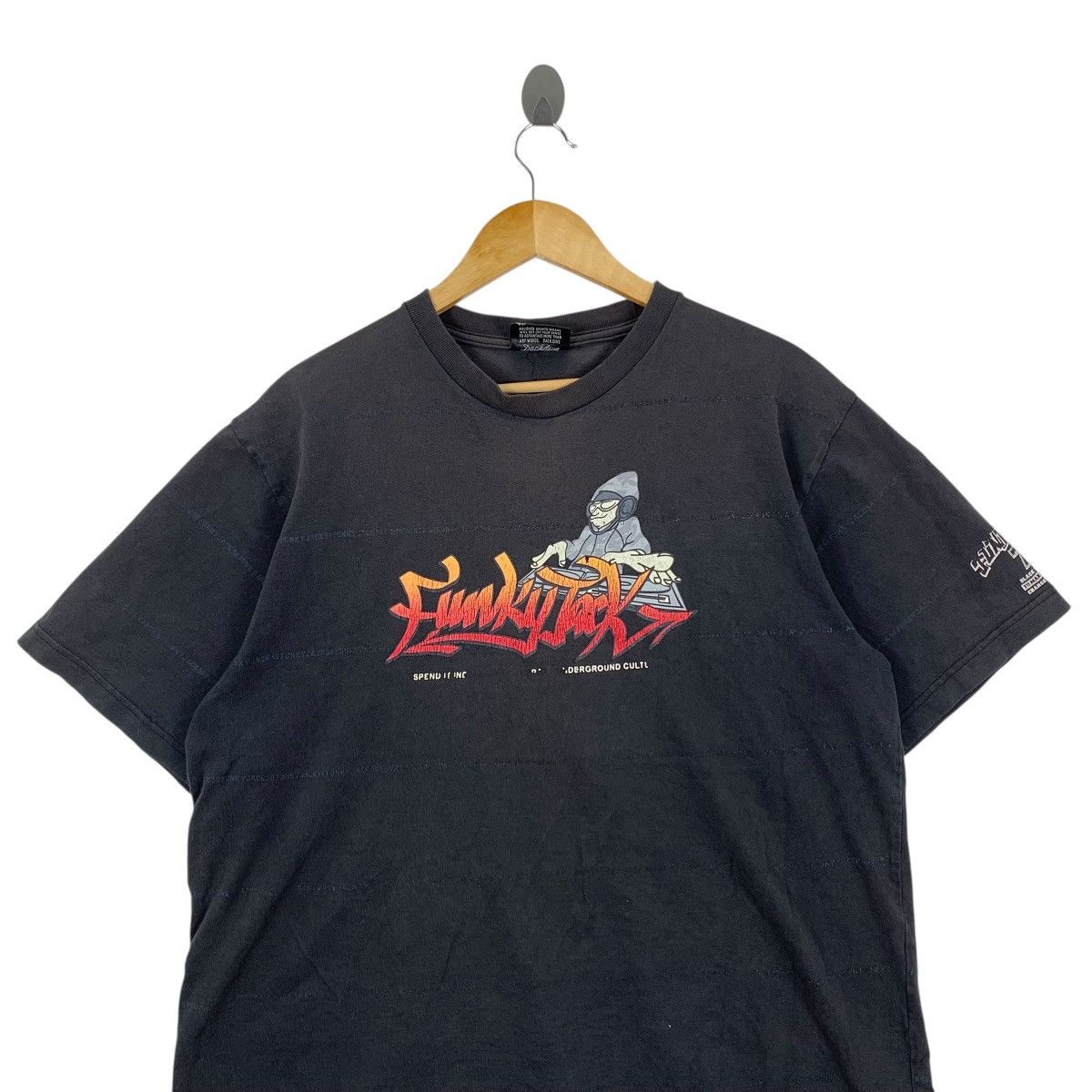 Vintage FUNKY JACK Back Dive Gang Mater Hip Hop Dj Rap Shirt Size US XXL / EU 58 / 5 - 2 Thumbnail