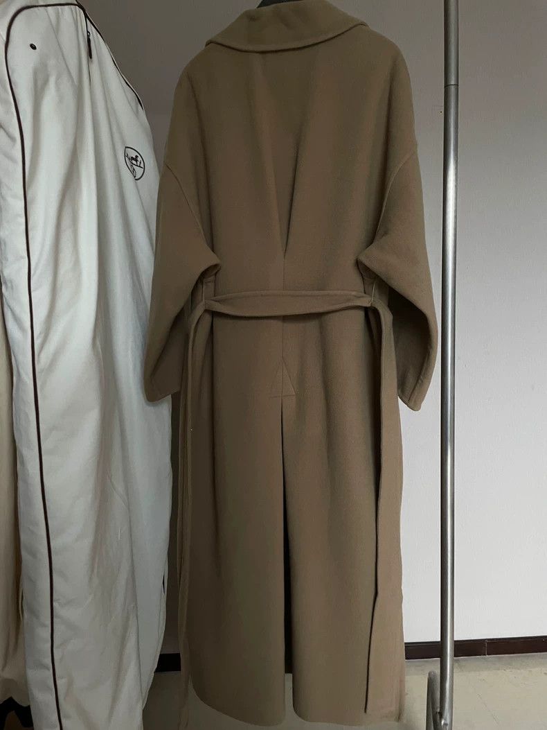Loewe Loewe Classic version of cashmere wool classic color Size M / US 6-8 / IT 42-44 - 5 Thumbnail