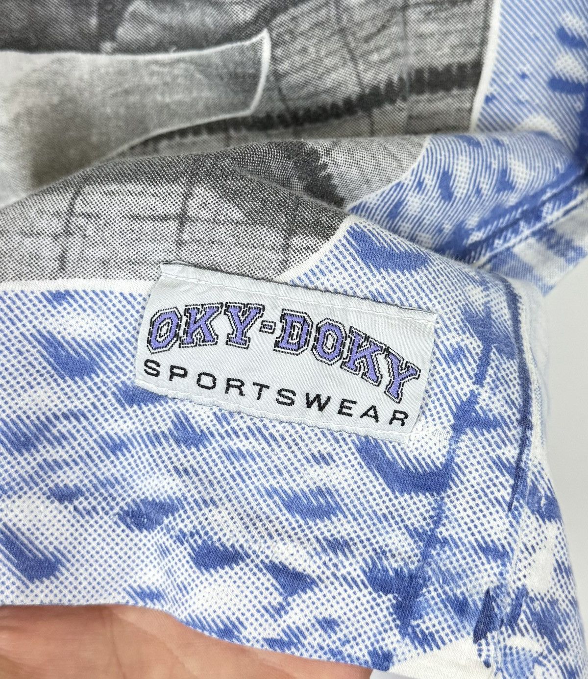 Vintage Vintage Olympic Heroes Swimmers Oky-Doky Sportswear T-Shirt Size US L / EU 52-54 / 3 - 4 Thumbnail