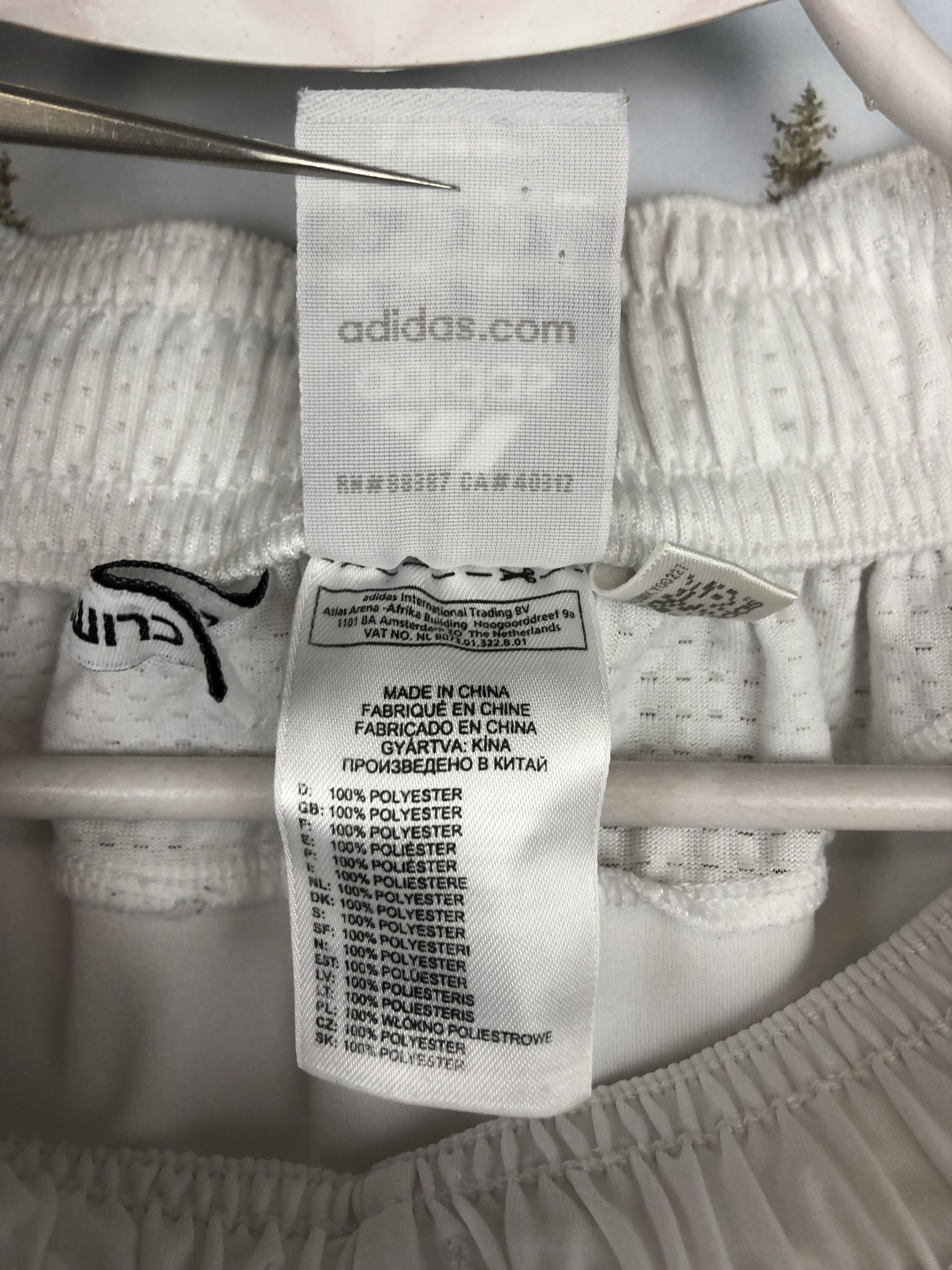 Adidas Vintage Adidas Chelsea Football Shorts Soccer Track Size M Size US 32 / EU 48 - 7 Thumbnail