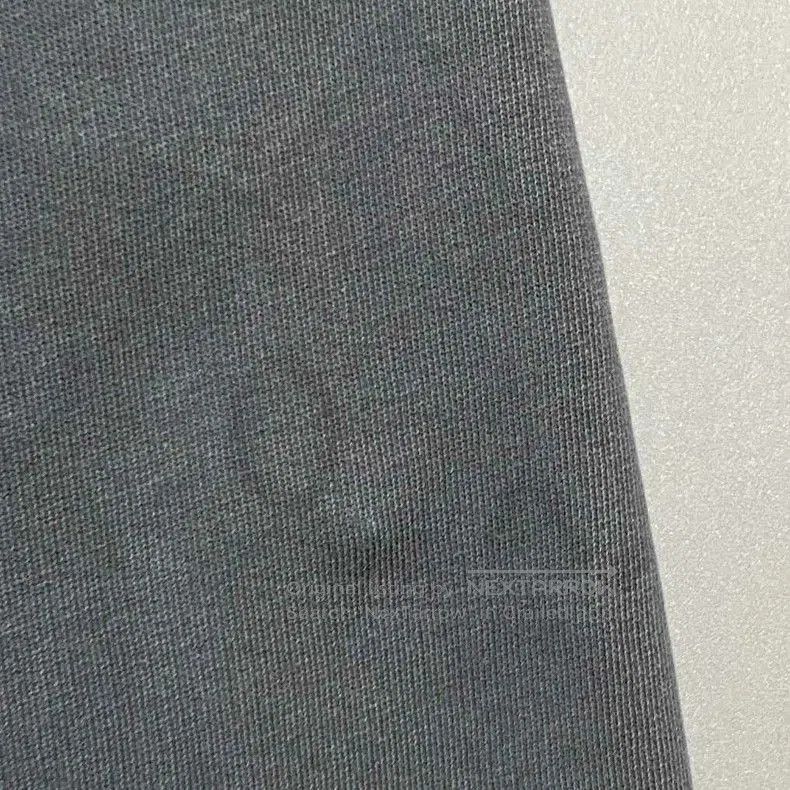 Gucci GUCCI Bee Embroidery Sweatshirt in Gray. Size US M / EU 48-50 / 2 - 5 Thumbnail