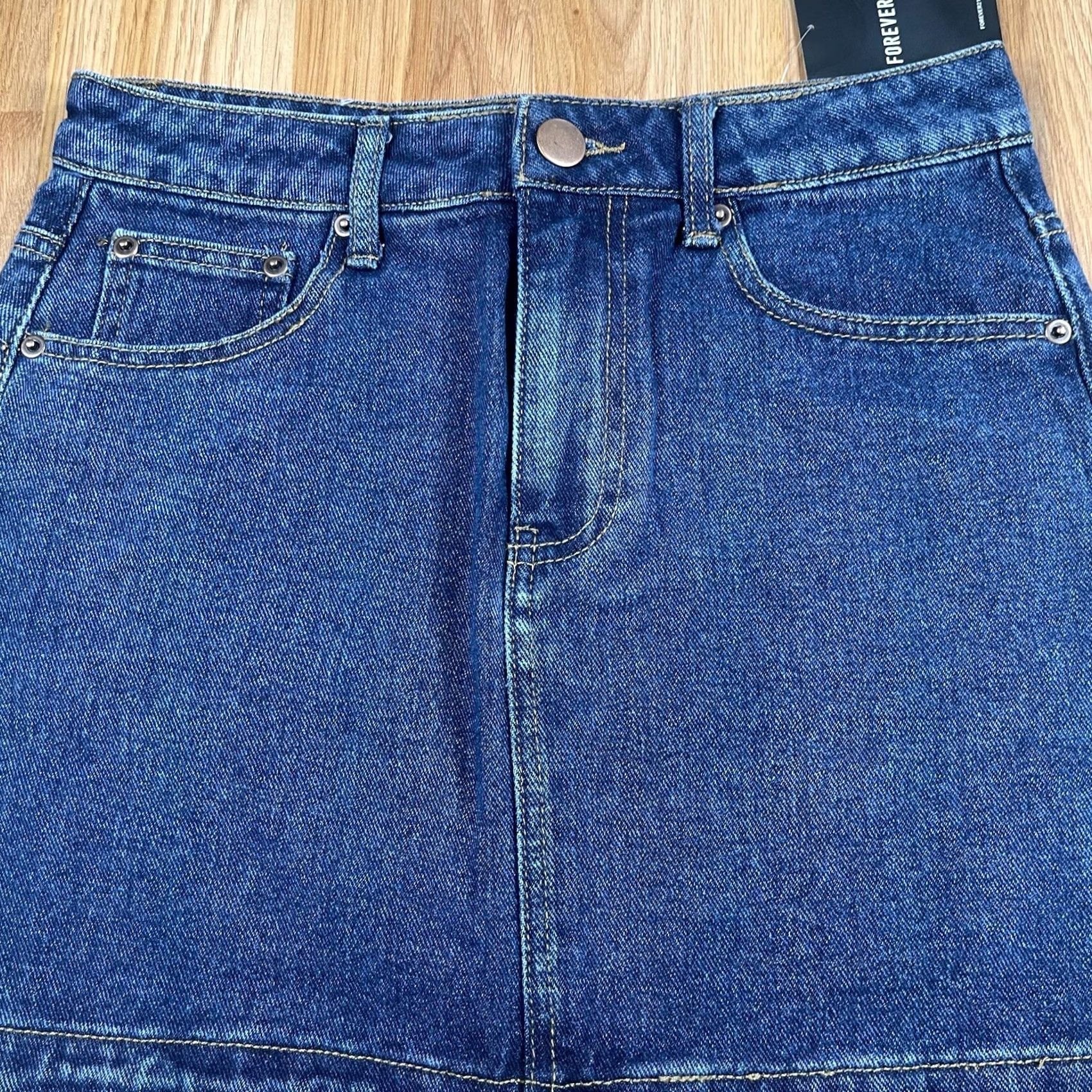Forever 21 FOREVER 21 Denim Jeans Skirt Womens S Small Mini Pencil Above Knee Cotton Blend Size 28" / US 6 / IT 42 - 2 Thumbnail