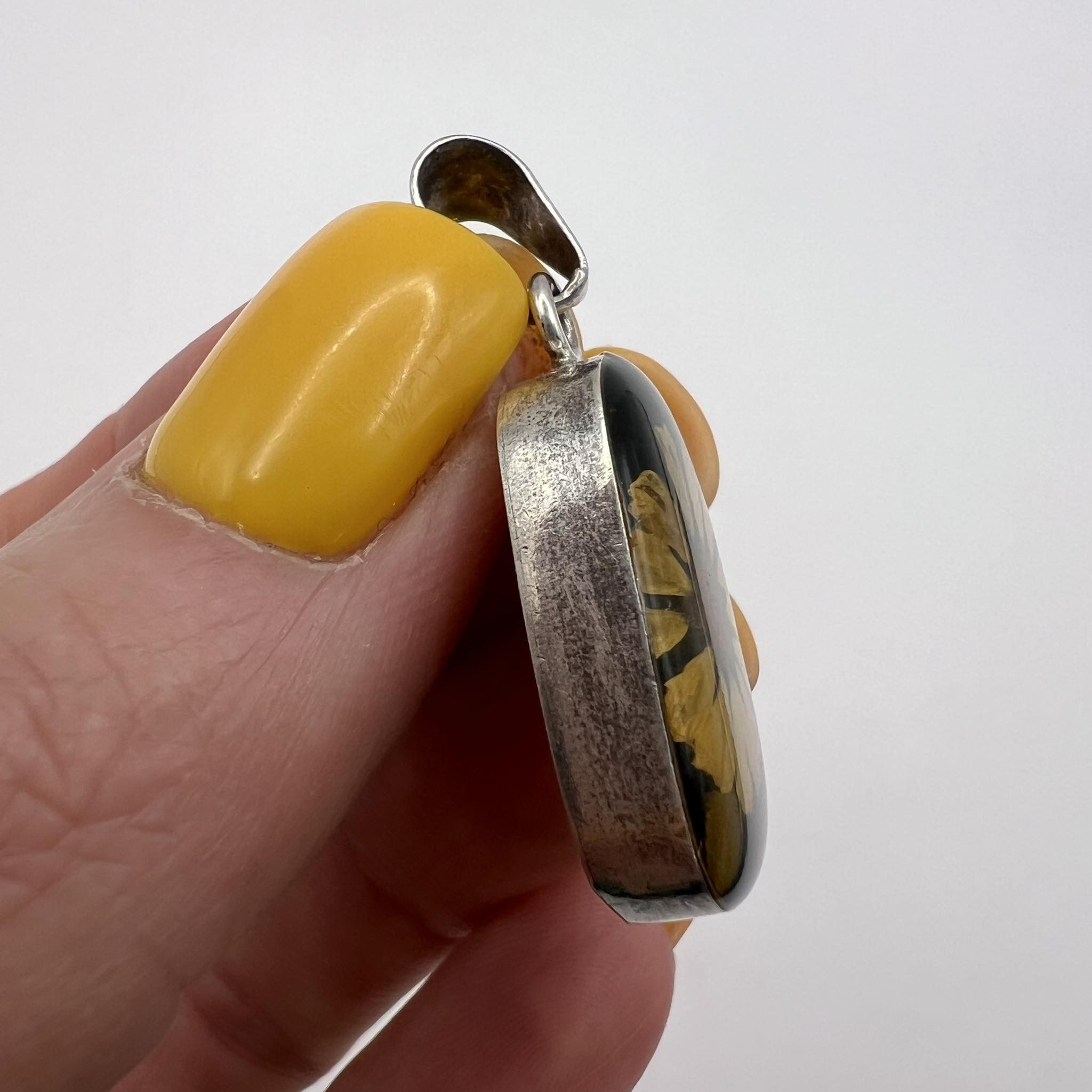Sterling Silver Vintage Jewelry Sterling Silver 925 Pendant Dry Flower Resin Size ONE SIZE - 6 Thumbnail
