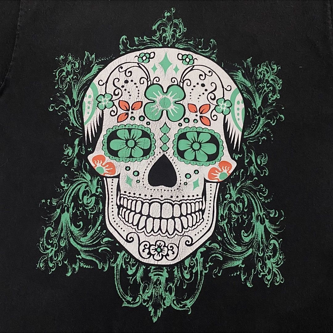 Sugar Mexican Green Sugar Skull Graphic Art Tshirt Size US S / EU 44-46 / 1 - 3 Thumbnail