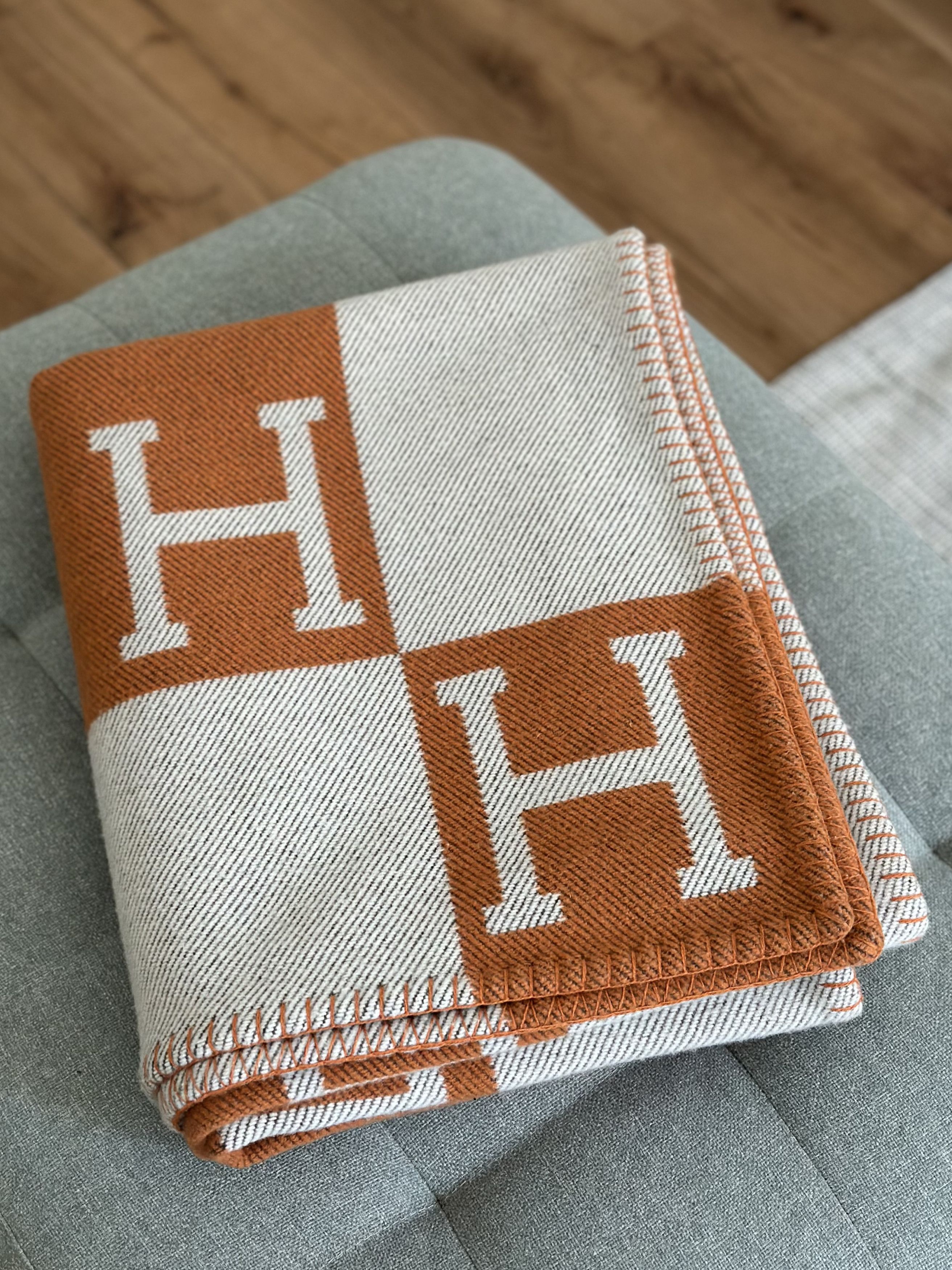 Hermes Hermes Avalon Throw Blanket - Merino Wool & Cashmere, Orange Size ONE SIZE - 1 Thumbnail
