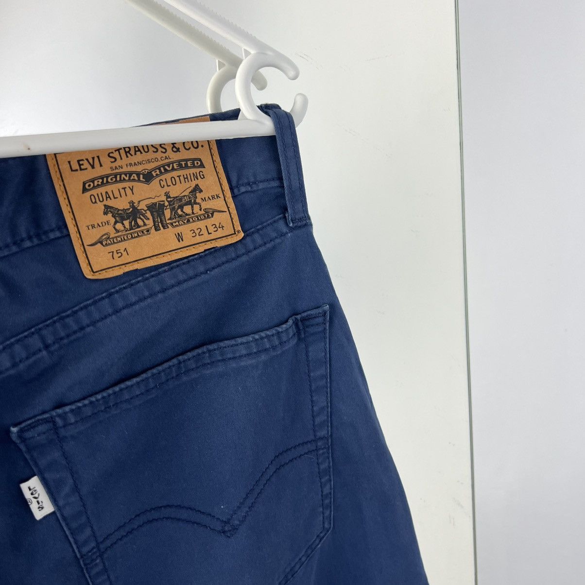 Levi's Vintage 751 Levi’s White Tab Blue Denim Pants Streetwear 90s Size US 32 / EU 48 - 4 Thumbnail