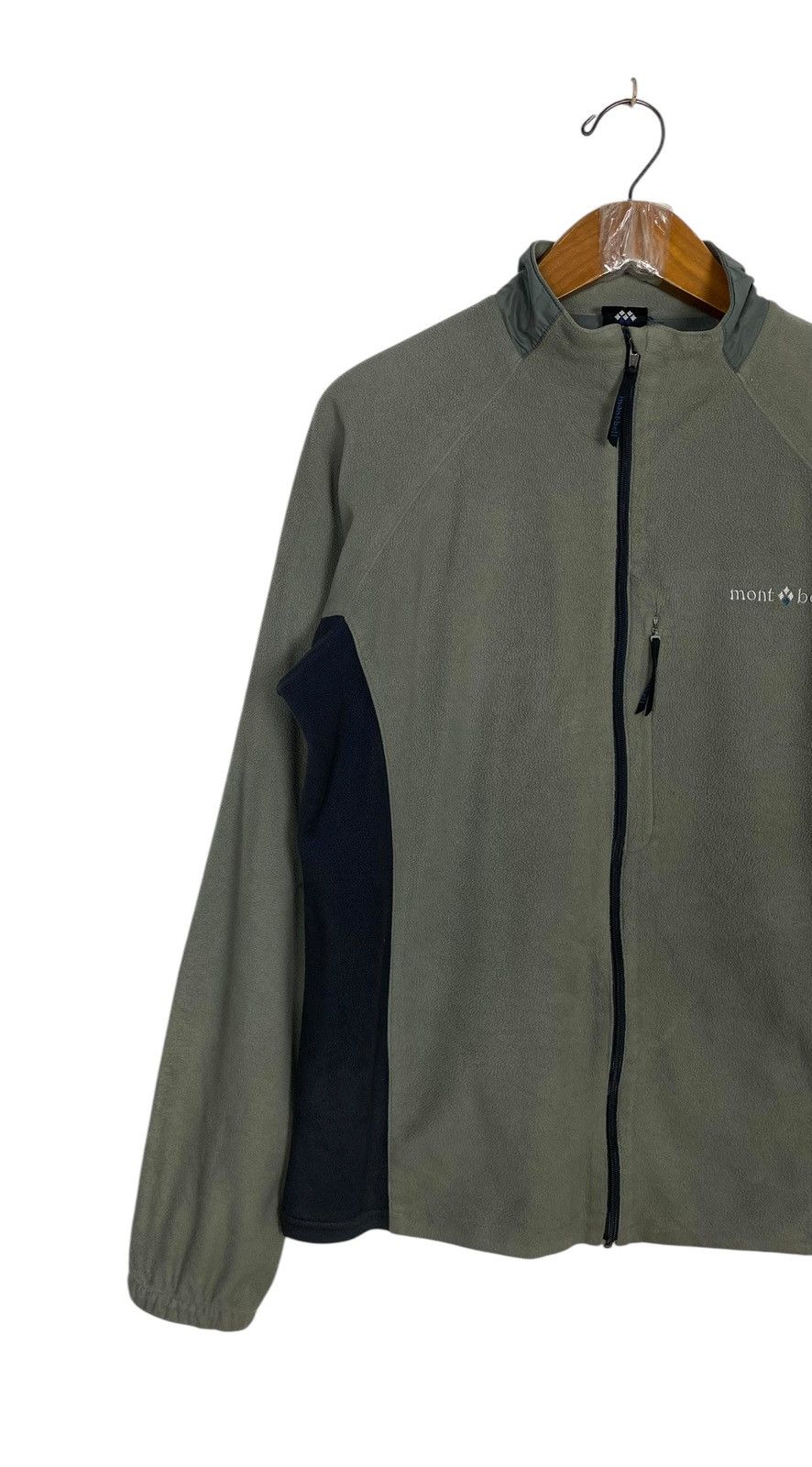 Montbell Rare‼️ Montbell Fleece Zipper Script Logo Size US S / EU 44-46 / 1 - 2 Thumbnail