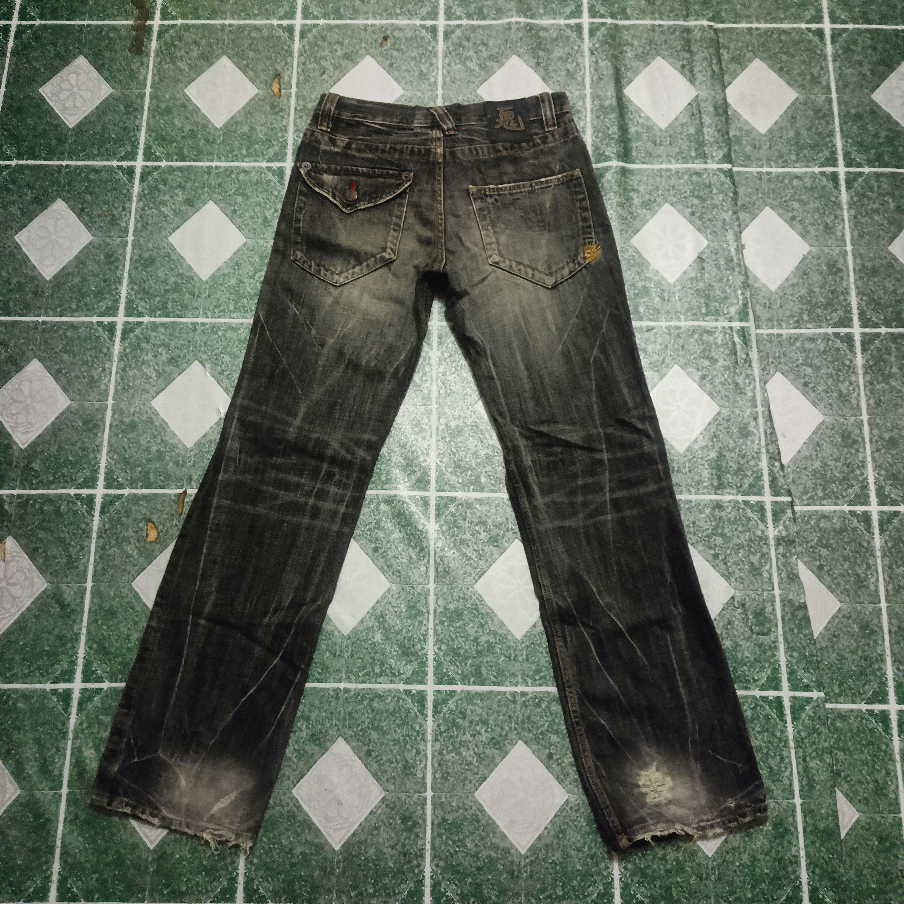 Who Decides War Japanese Black Jeans Oniarai Flared Jeans Distressed Size US 31 - 13 Thumbnail