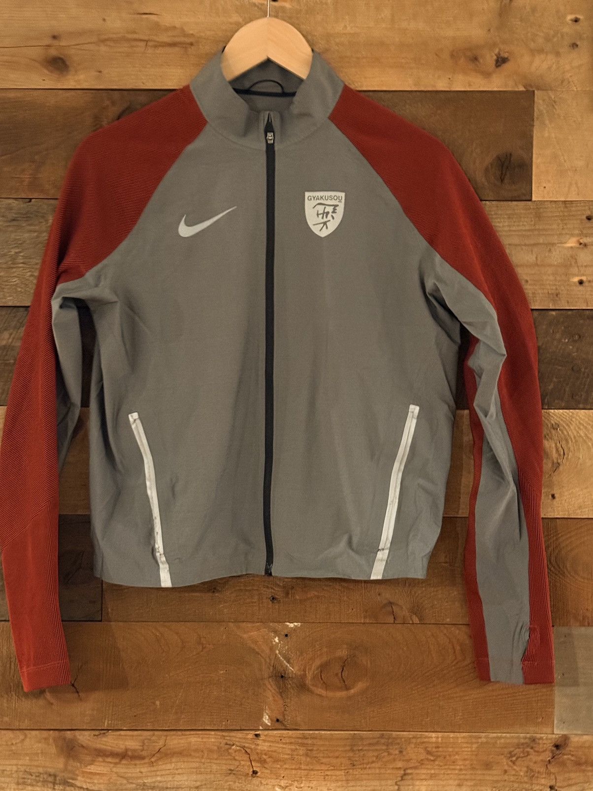 Nike Nike x Gyakusou Shield Running Jacket Size L / US 10 / IT 46 - 2 Thumbnail