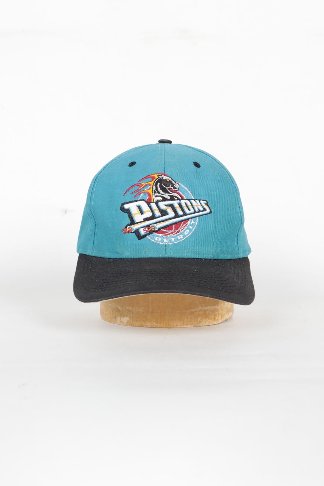 Logo 7 90's Logo 7 Detroit Pistons Snap Back Size ONE SIZE - 2 Thumbnail