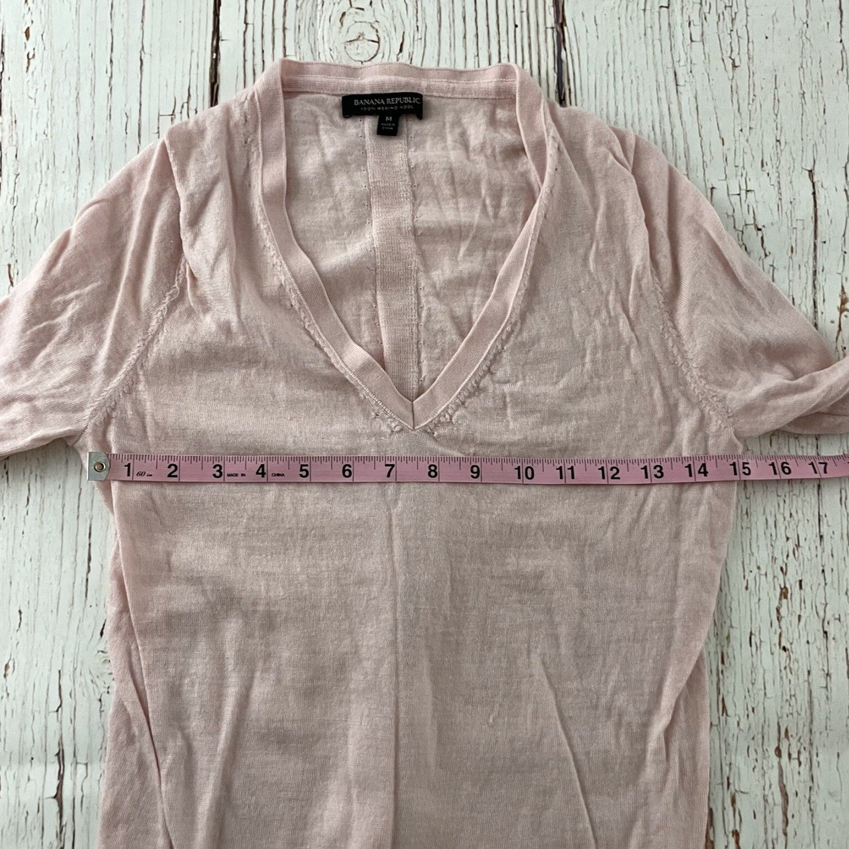 Banana Republic Banana Republic Merino Long Sleeve Sweater Top Women's M Pink Blouse Shirt Adult Medium Pink Womens Merino Long Sleeve Sweater Top Size M / US 6-8 / IT 42-44 - 4 Thumbnail