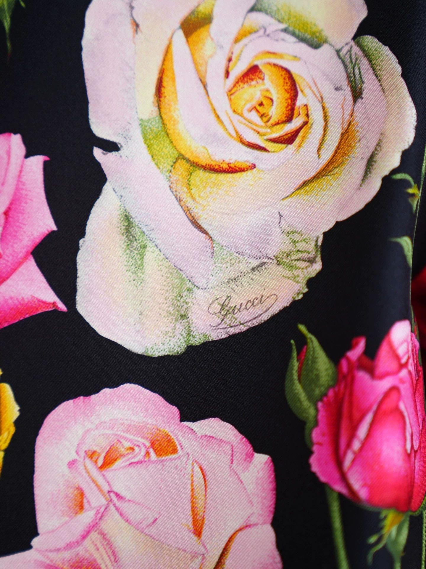 Gucci Gucci 90s TF Silk Removable Bow Rose Print Shirt Size S / US 4 / IT 40 - 8 Thumbnail