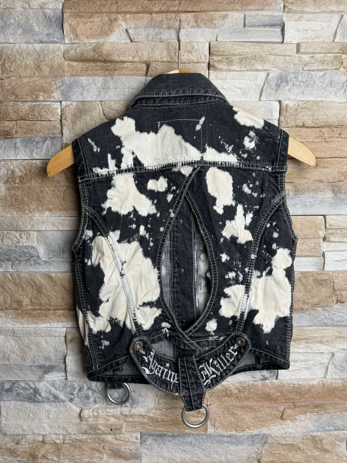 Andrew Mackenzie Vintage Against my killer vests Italy Viscose Blend Black Size M / US 6-8 / IT 42-44 - 2 Thumbnail