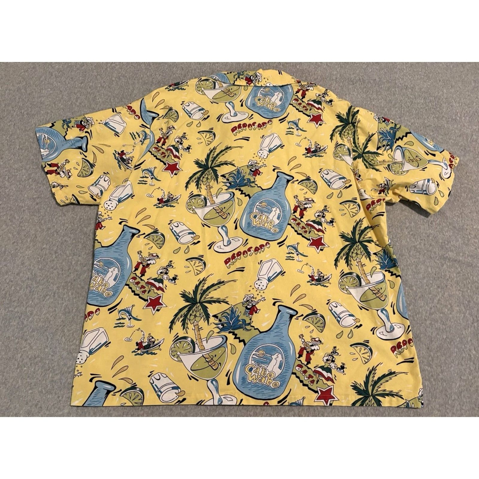 Vintage VINTAGE Malihini Hawaii Button-Up Shirt Cabo Mexico Size Large Men Short Sleeve Yellow Hawaiian Cotton 24" Pit to Pit 27.5" Length Mens Size US L / EU 52-54 / 3 - 6 Thumbnail
