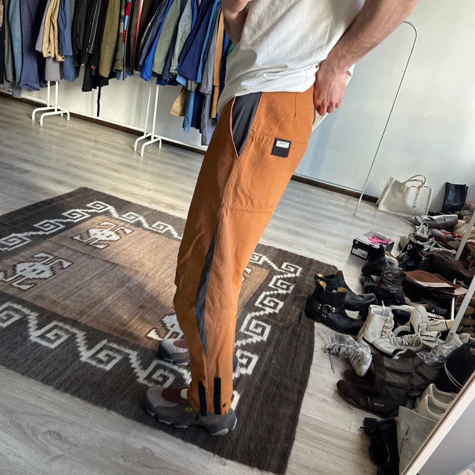 Nike Nike Vintage Orange Nylon Track Pants 8773AC Size US 30 / EU 46 - 6 Thumbnail