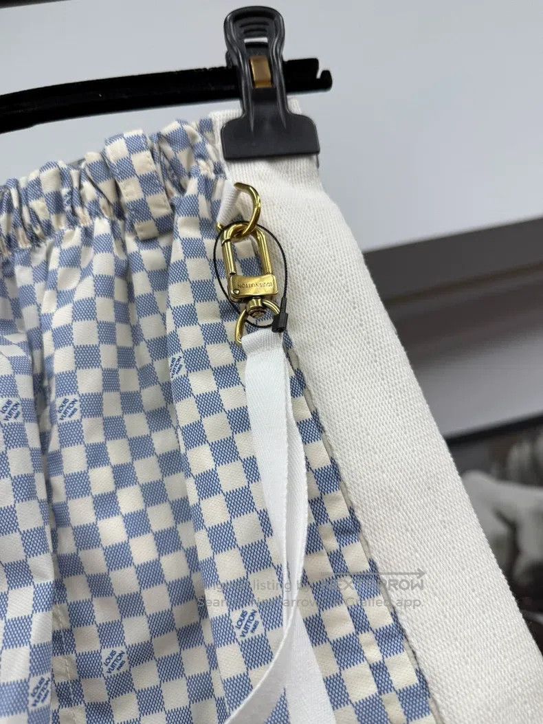Louis Vuitton Louis Vuitton White checkerboard shorts Size US 34 / EU 50 - 3 Thumbnail