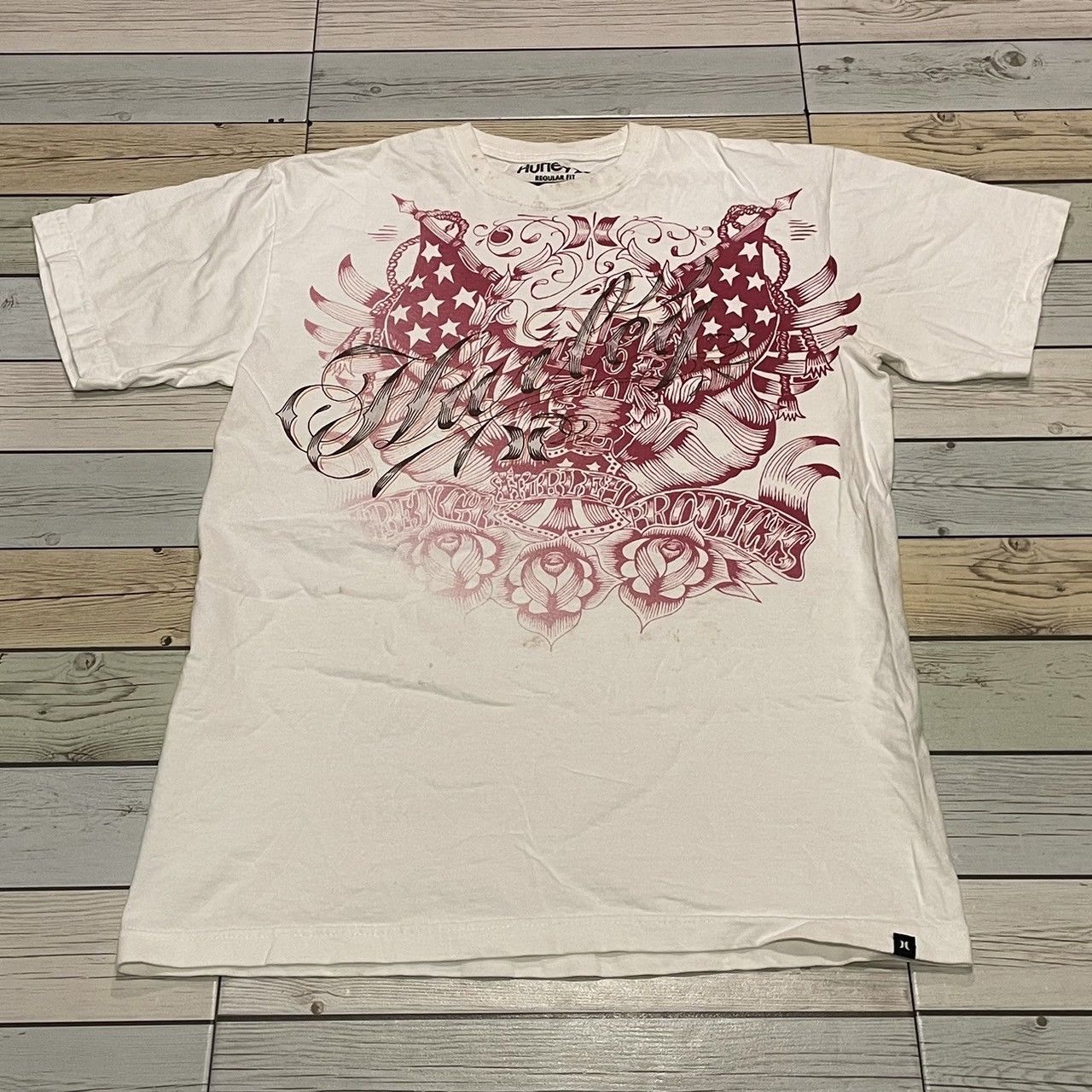 Affliction × Hurley × Tapout Rare Hurley Wings Cross Tee Y2K Affliction Style Size US M / EU 48-50 / 2 - 1 Thumbnail