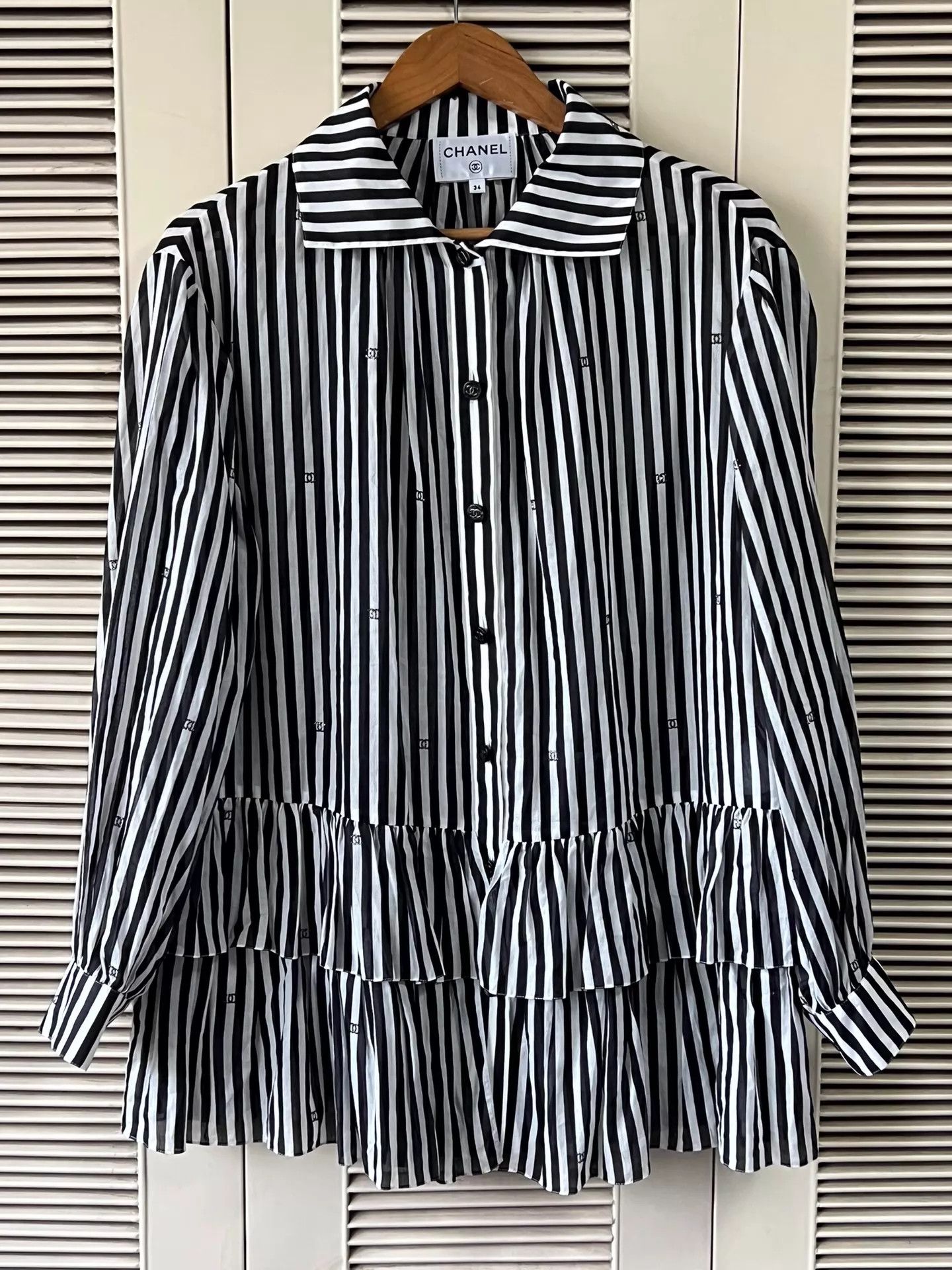 Chanel Chanel 24M B&W Striped Cake Skirt 34 CC Logo Size XS / US 0-2 / IT 36-38 - 1 Thumbnail