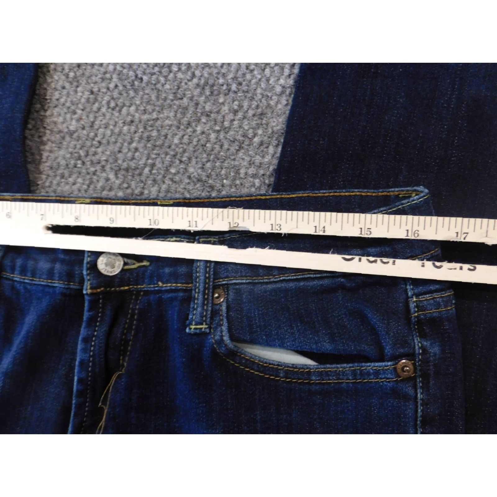 Lucky Brand Lucky Brand Jeans Womens 31 Blue Straight Denim Dark Wash Size 24" / US 00 / IT 34 - 2 Thumbnail