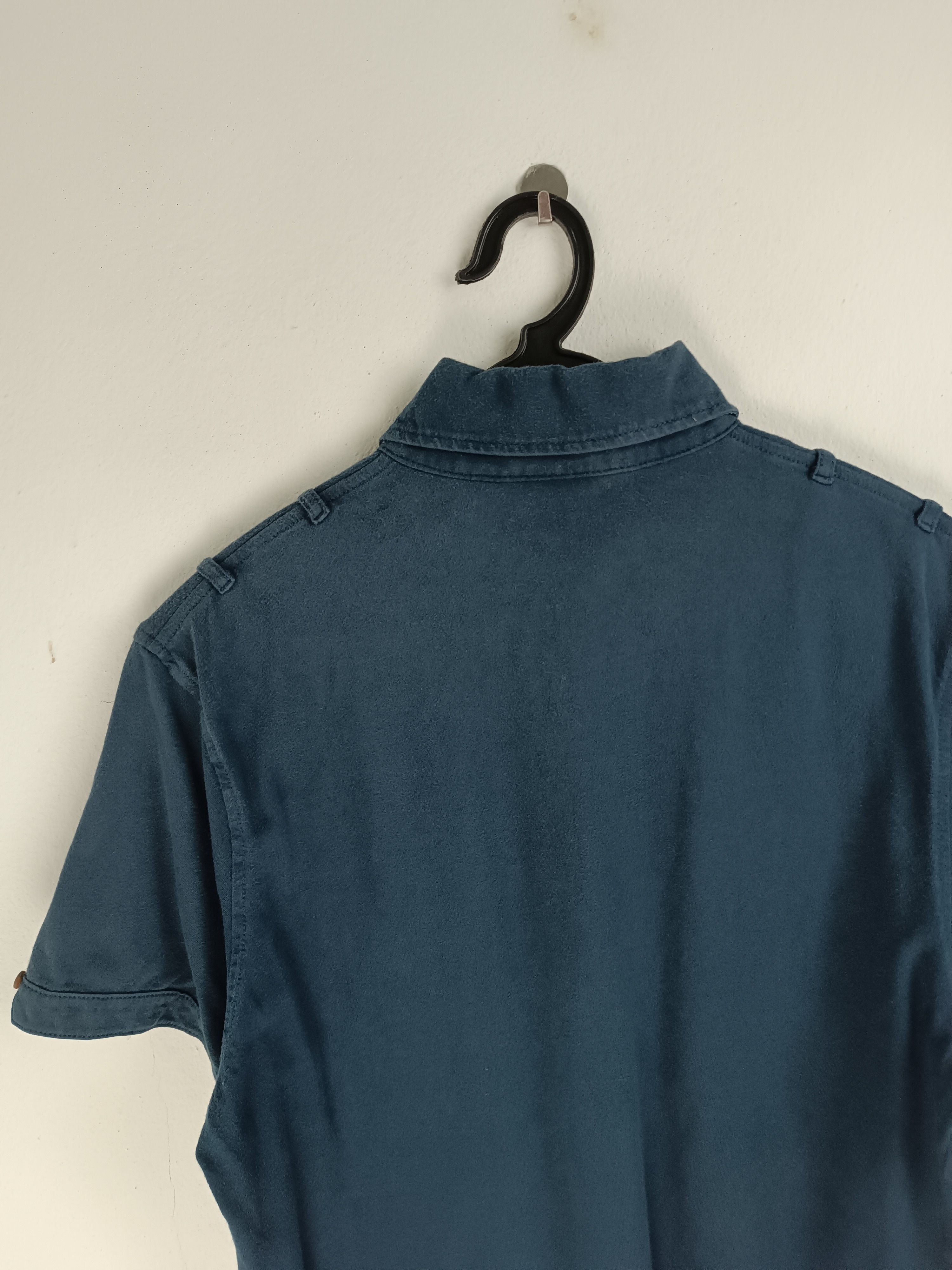 Michael Bastian VINTAGE MICHAEL BASTIAN X UNIQLO MENS FADED COLLAR TEE Size US M / EU 48-50 / 2 - 14 Thumbnail