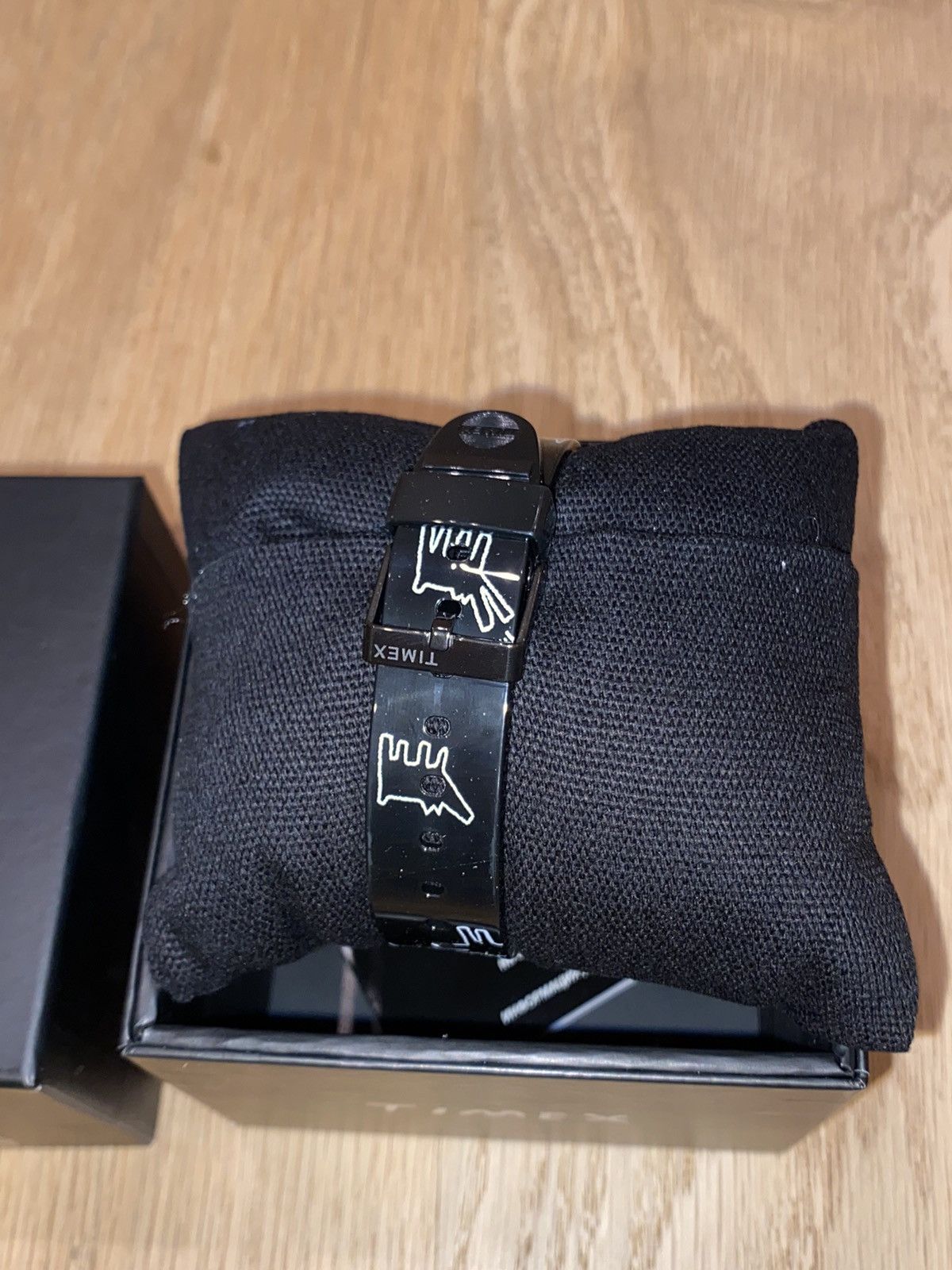 Keith Haring × Timex Timex T80 Keith Haring 34mm Size ONE SIZE - 4 Thumbnail