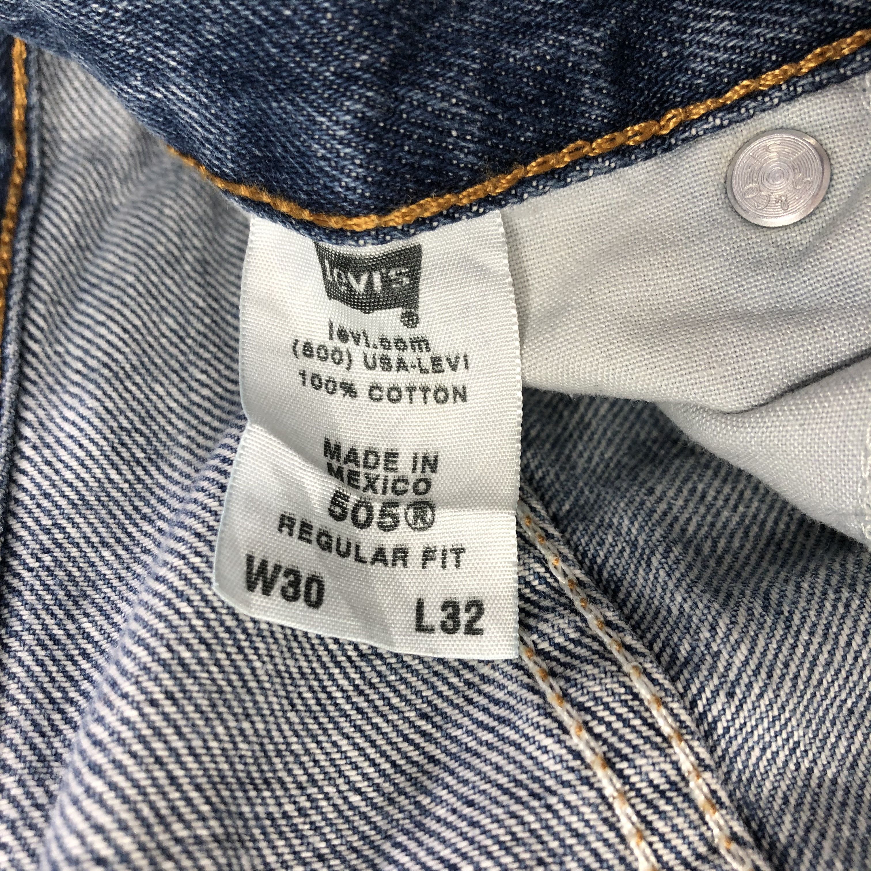 Levi's Vintage Blue Wash Levis 505 Jeans-J3360 Size US 31 - 12 Thumbnail