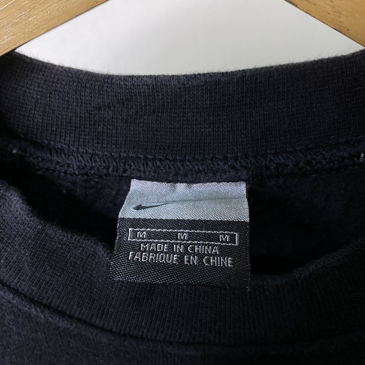 Nike × Vintage Vintage 2000s Nike Essential Embroidery Swoosh Sweatshirt Size US M / EU 48-50 / 2 - 3 Thumbnail