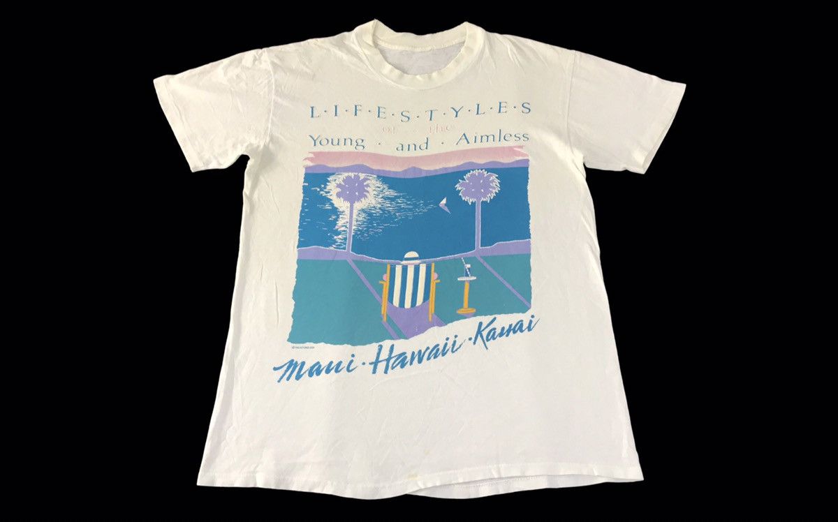 Lifestyle Young And Aimless Hawaii Kaui Maui Sourvenir Tee