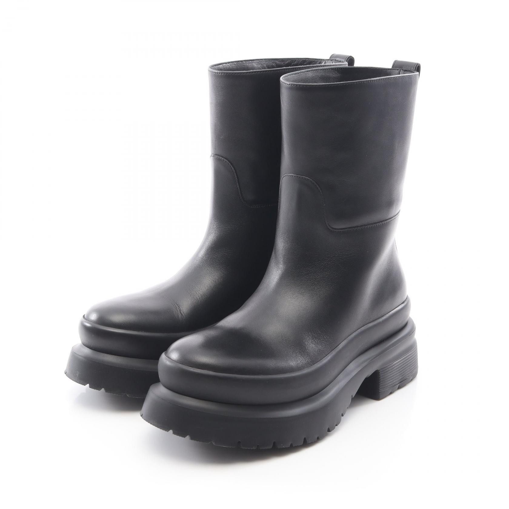 Valentino Valentino Valentino Garavani Roman Studs Leather Boots Leather Shoes DUTY FREE for USA Size ONE SIZE - 1 Thumbnail