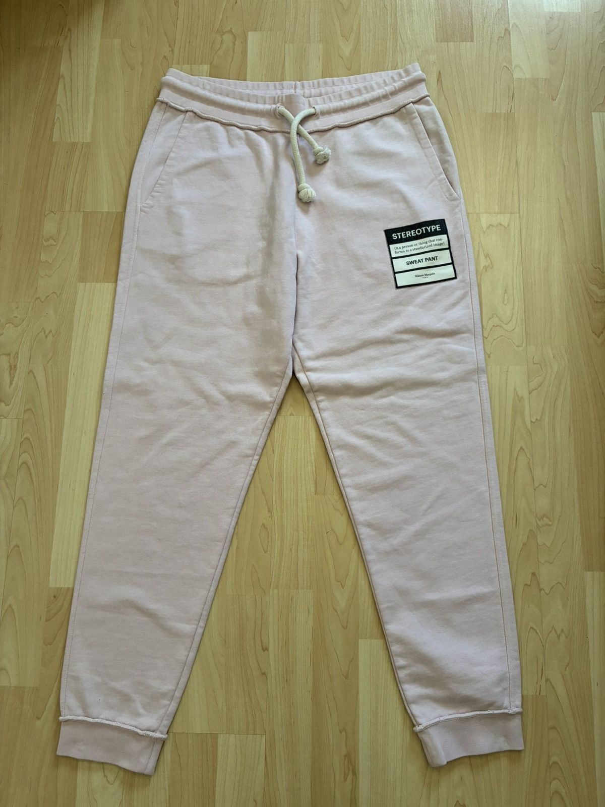 Maison Margiela Maison Margiela Stereotype Sweatpants Size US 34 / EU 50 - 1 Thumbnail
