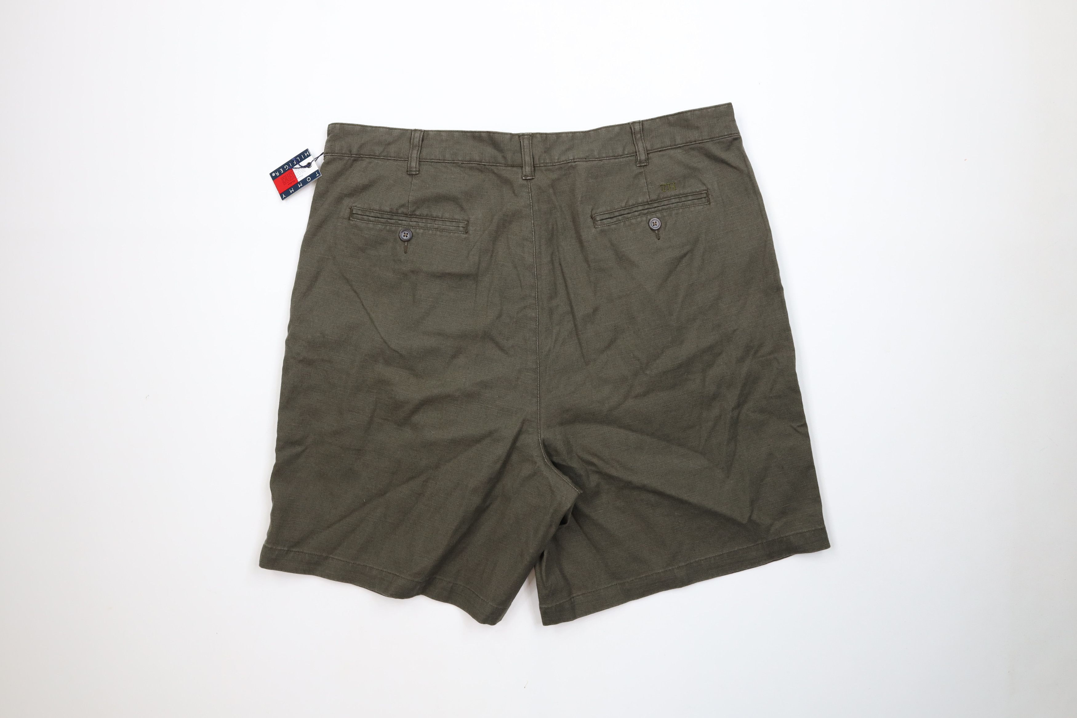 Tommy Hilfiger Deadstock Vintage 90s Tommy Hilfiger Pleated Chino Shorts Size US 38 / EU 54 - 9 Thumbnail