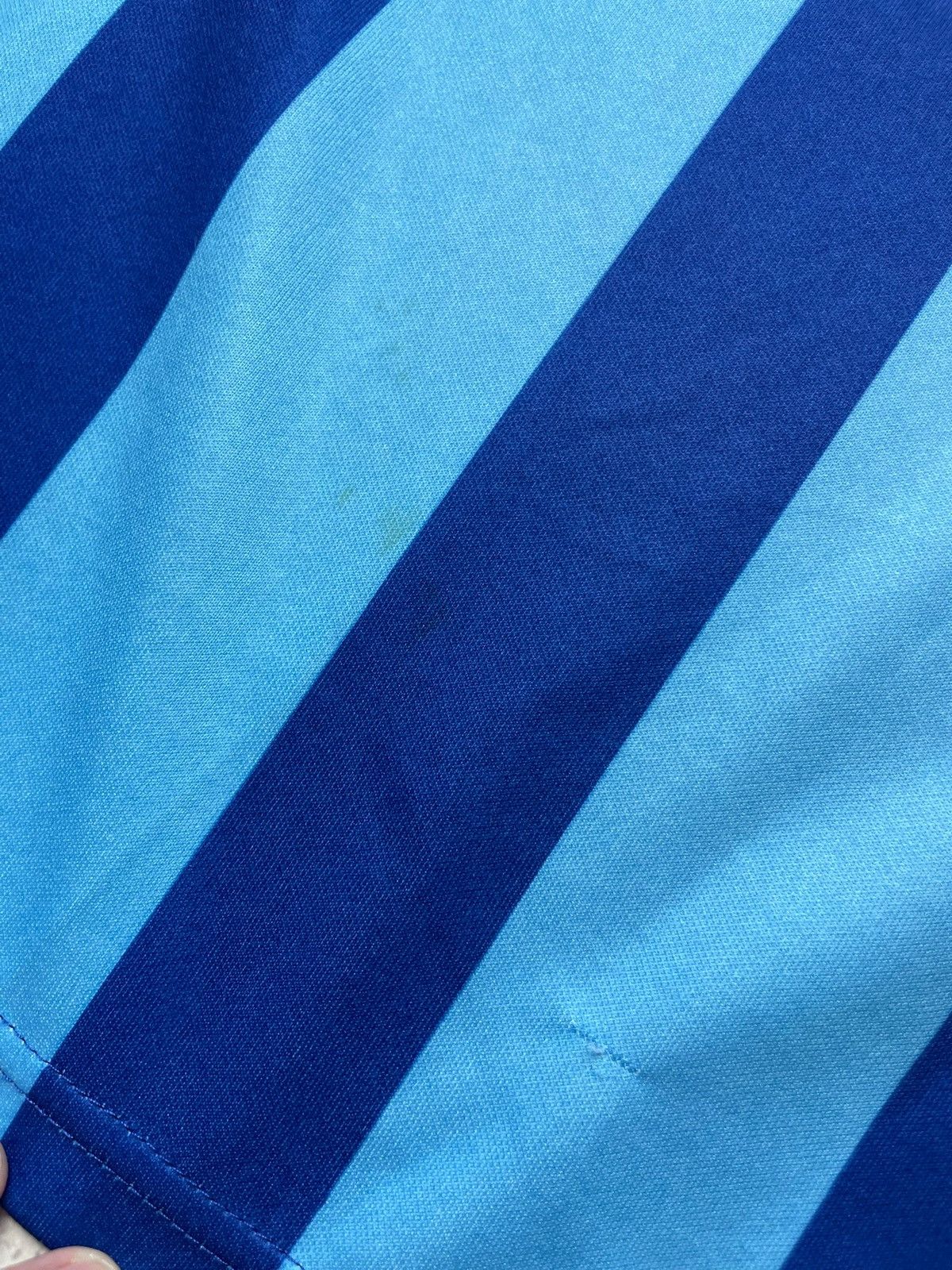 Vintage Vintage Beckham 7 x Pepsi soccer jersey striped Y2K size L Size US L / EU 52-54 / 3 - 9 Thumbnail