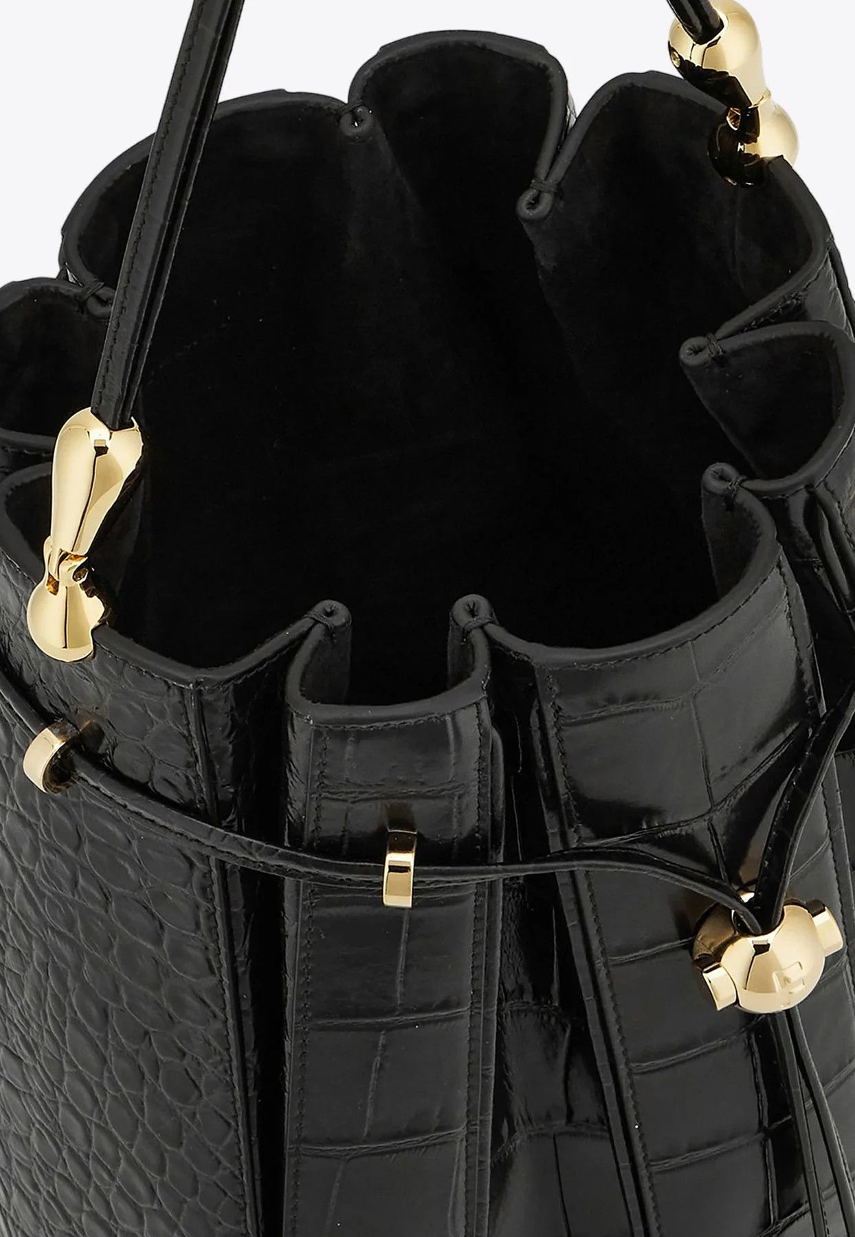 Salvatore Ferragamo o1s1rm0924 Size: OS / Leather Bucket Bag in Black Size ONE SIZE - 4 Thumbnail