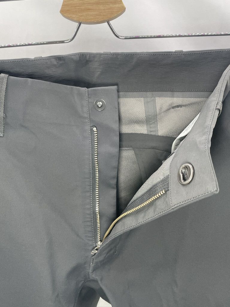 Veilance ARCTERYX VEILANCE Indisce Graphite Gray Nylon Pants Size US 36 / EU 52 - 18 Thumbnail