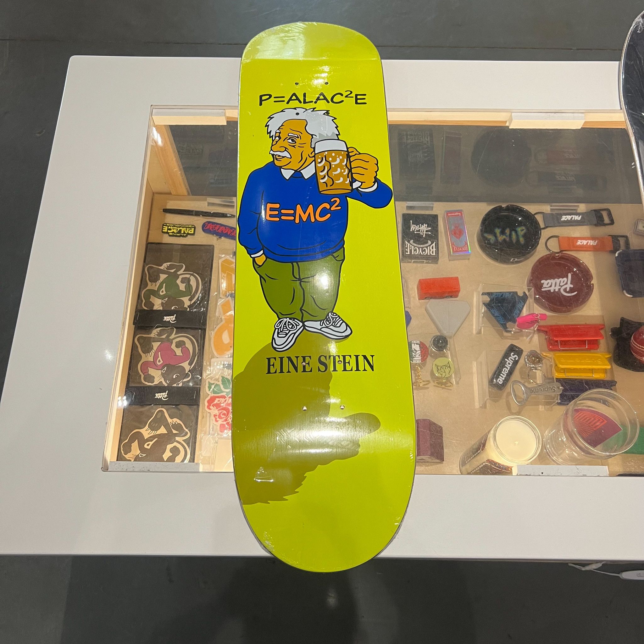 Palace Palace Eine Stein Skateboard Deck Size ONE SIZE - 3 Thumbnail