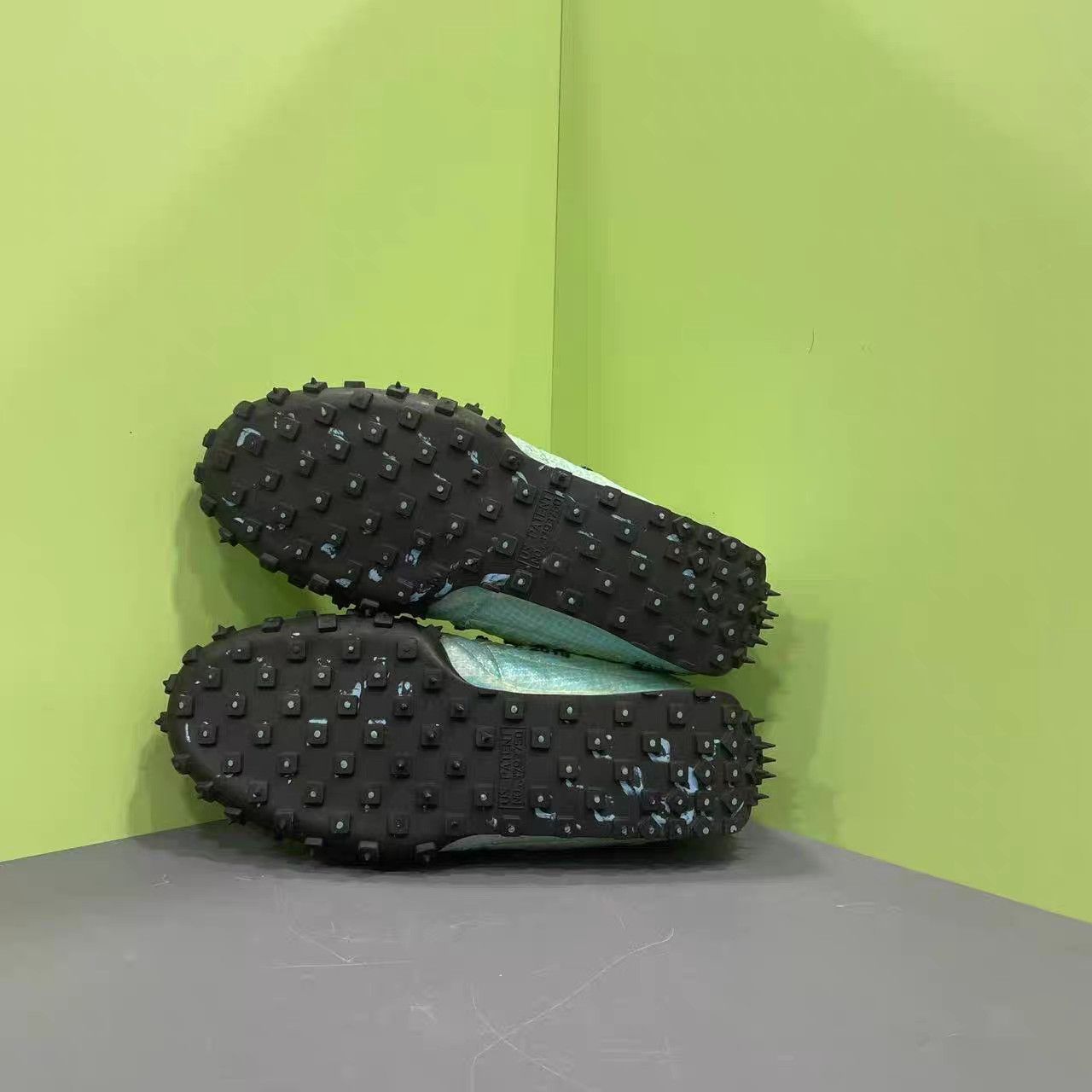Nike Off-White × Nike Blue & Green Spiked Sneakers K15 Size US 9.5 / EU 42-43 - 8 Thumbnail