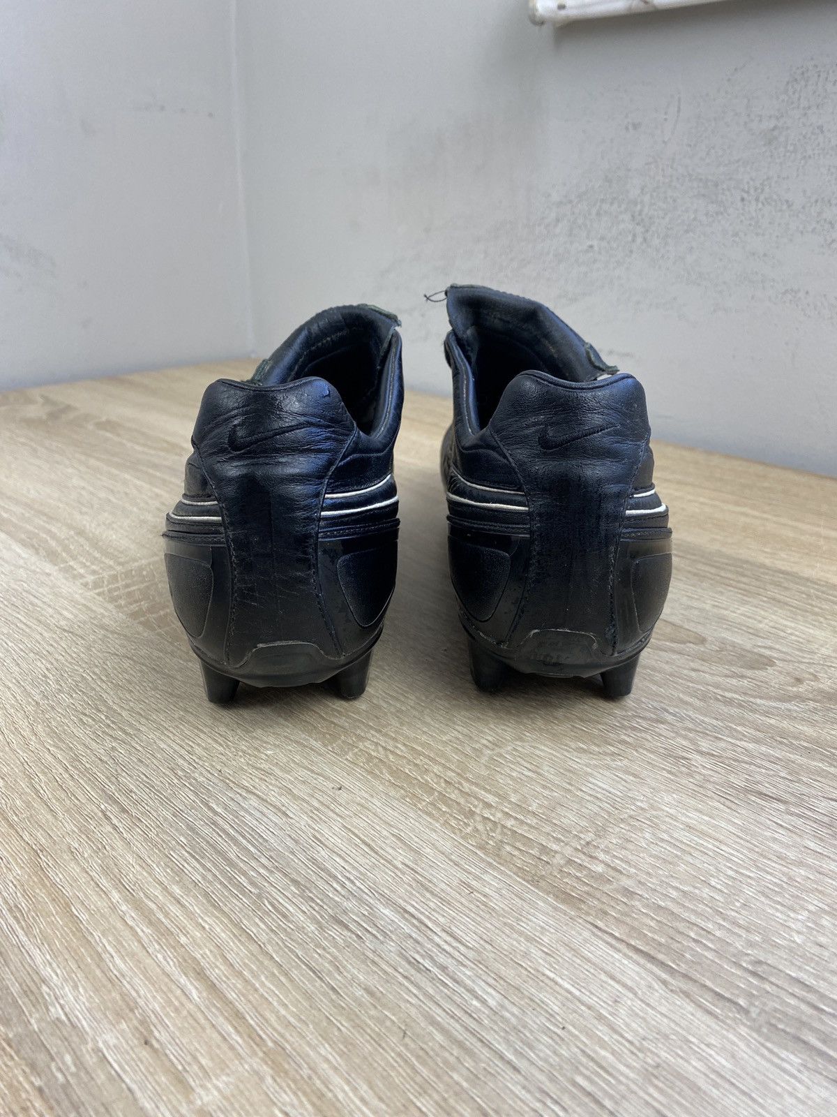 Nike Vintage 2008 Nike Tiempo AIR Legend Football Boots Retro Y2K Size US 12 / EU 45 - 5 Thumbnail