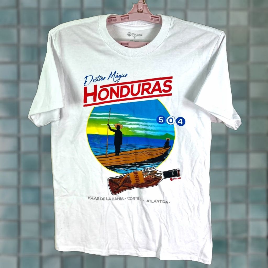 Vintage Pacer T-Shirt Honduras Destination Magico Puerto Cortés White S Adult Small logo graphic print Heart Crew Neck Short Sleeve NWT Size US S / EU 44-46 / 1 - 1 Thumbnail