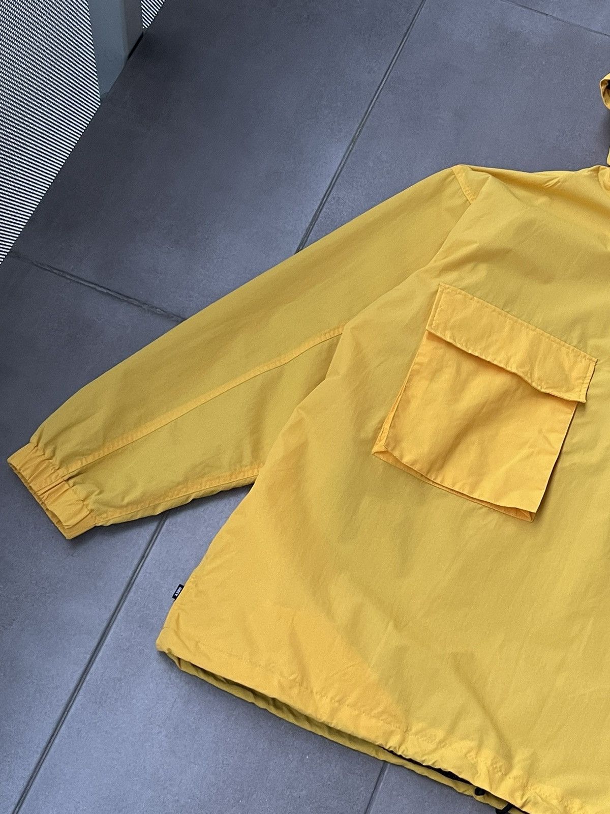 Obey Obey Small Logo Yellow Reflective Windbreaker Anorack Jacket Size US XXL / EU 58 / 5 - 7 Thumbnail