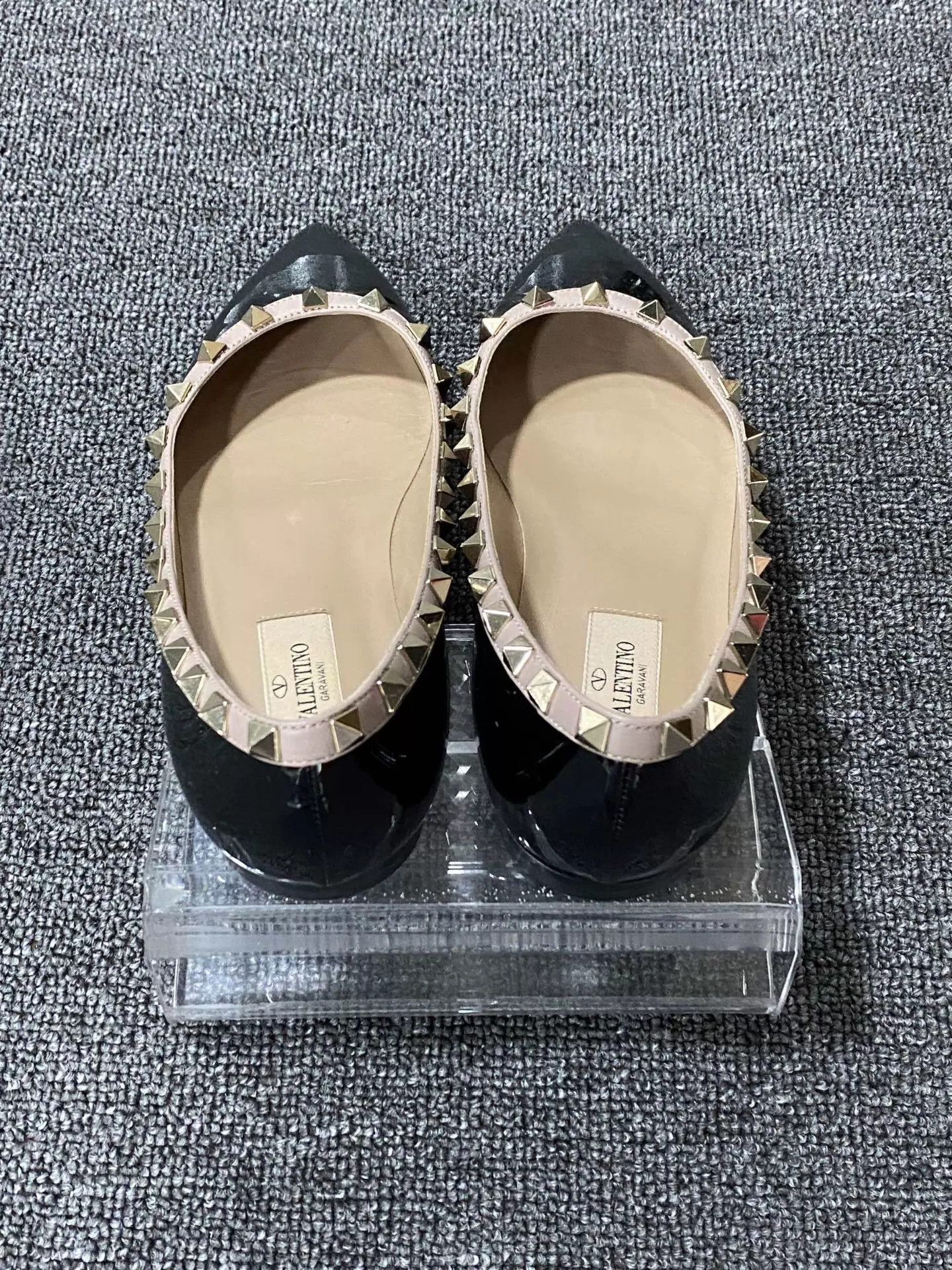 Valentino Valentino Black Studded Flats 98 New 37 Size US 6.5 / IT 36.5 - 5 Thumbnail