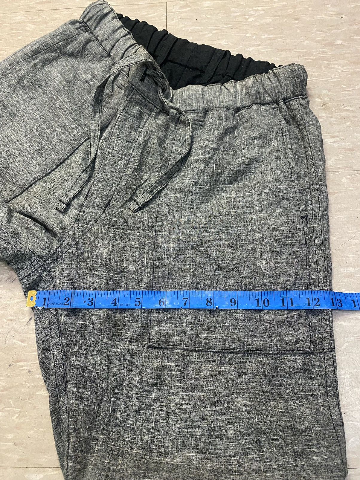 Issey Miyake × Japanese Brand × Pleats Please Issey Miyake Issey miyake men Cropped grey x black reversible drawstring Size US 32 / EU 48 - 9 Thumbnail