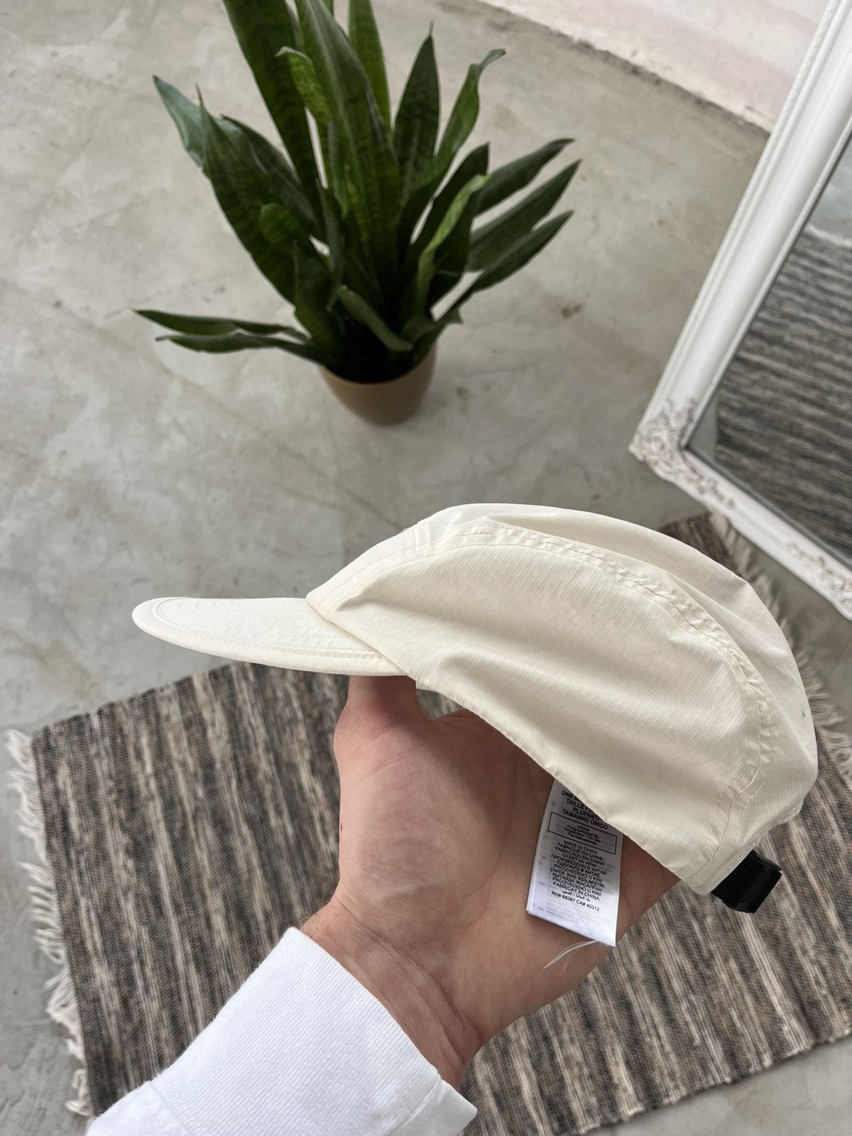 Adidas × Vintage Adidas Five-Panel Nylon Cap Milky White Perfomance Vintage Size ONE SIZE - 8 Thumbnail
