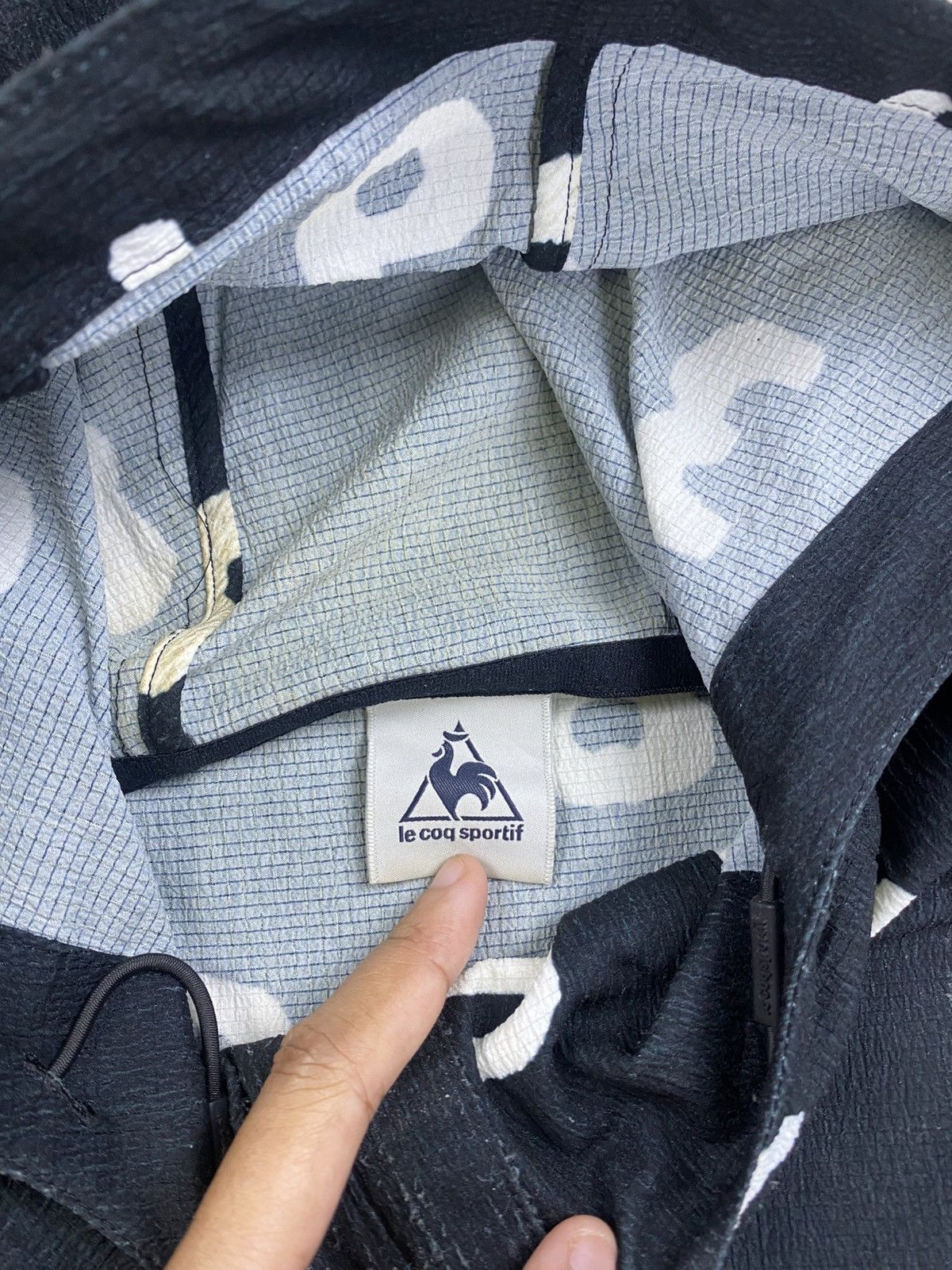Le Coq Sportif Le Coq Sportif Number Fullprint Halfzipper Hoodie Jacket Size US L / EU 52-54 / 3 - 9 Thumbnail