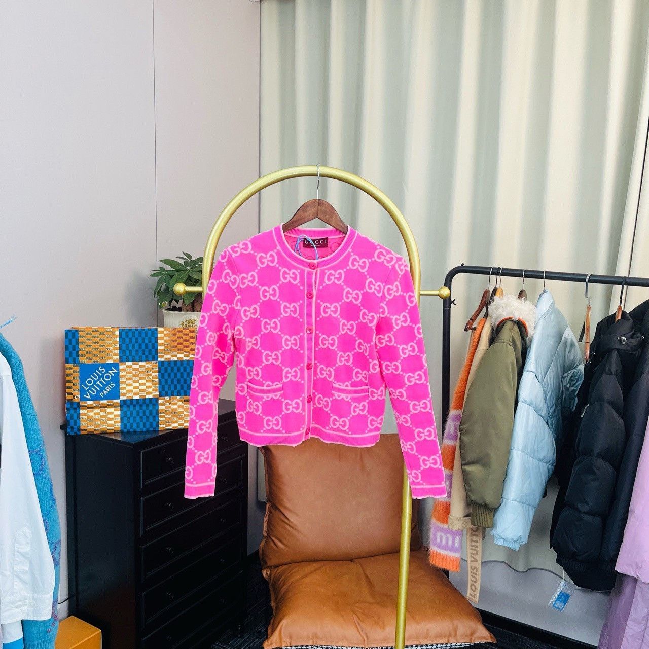 Gucci Gucci 24 new pink full-print cardigans sweater 2501-Nextarr Size US XS / EU 42 / 0 - 1 Thumbnail