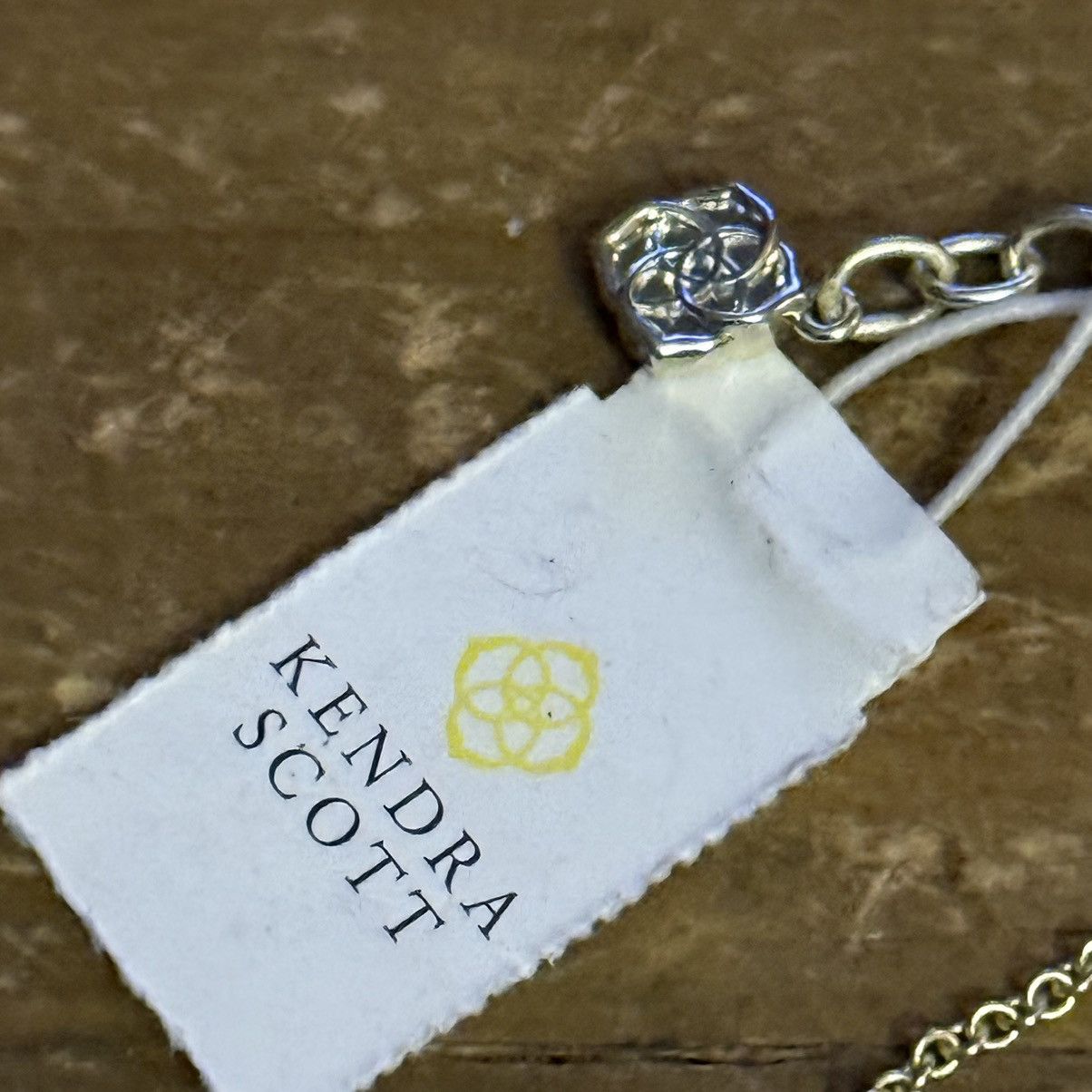 Kendra Scott Kendra Scott gold Sawyer interlocking links necklace Size ONE SIZE - 6 Thumbnail