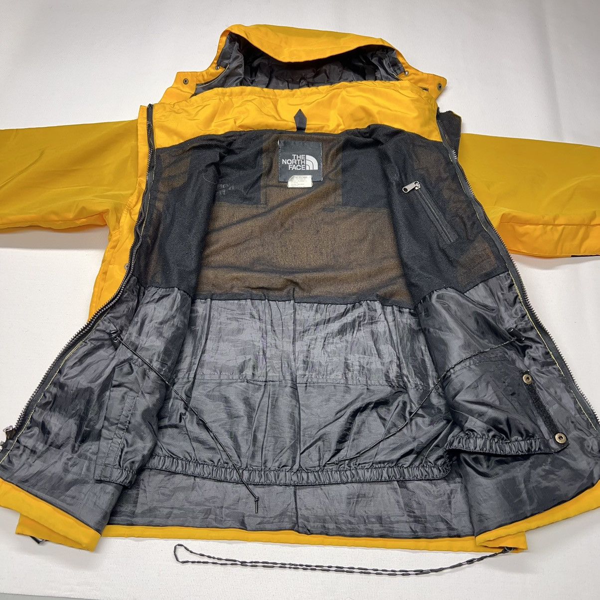 The North Face × Vintage The North Face Jacket Yellow Mountain Light Goretex Retro Size US S / EU 44-46 / 1 - 6 Thumbnail